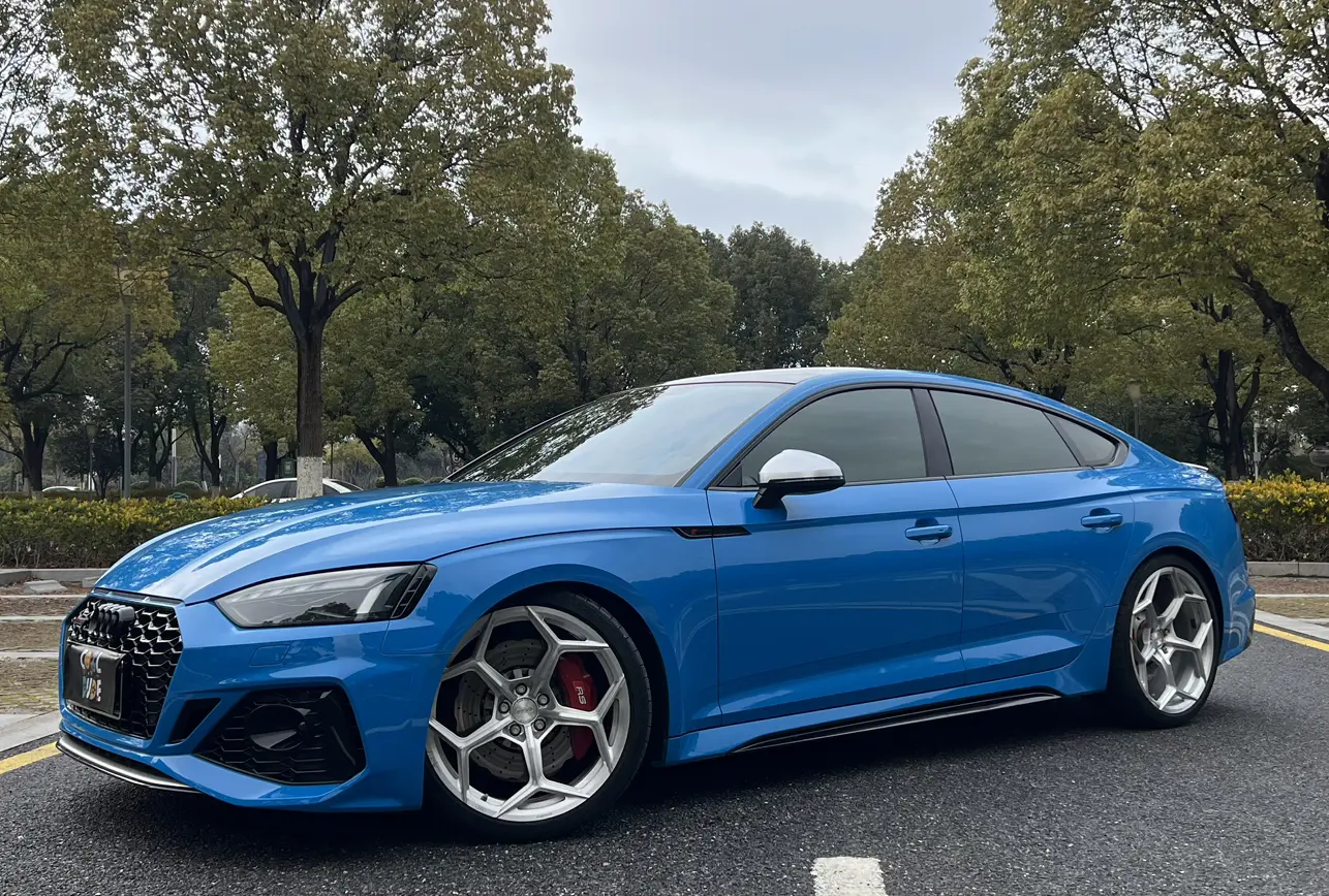 Audi RS 5  из Китая