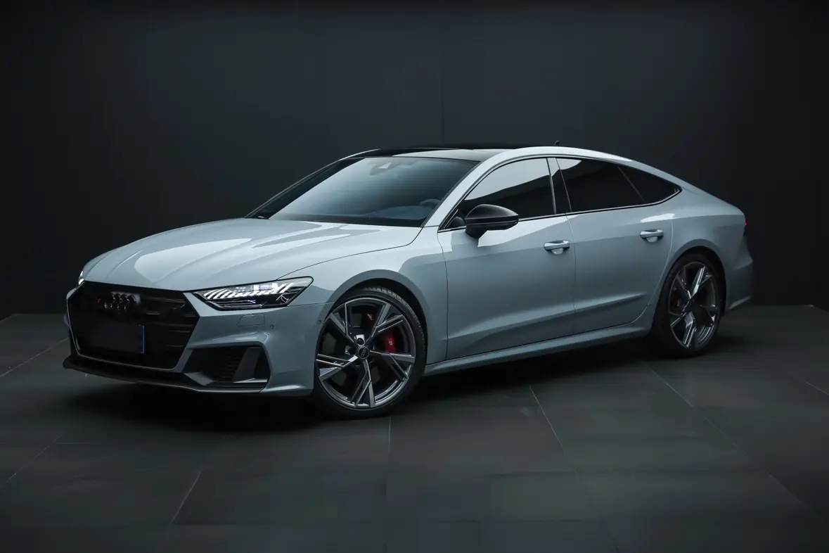 Audi S7  из Китая