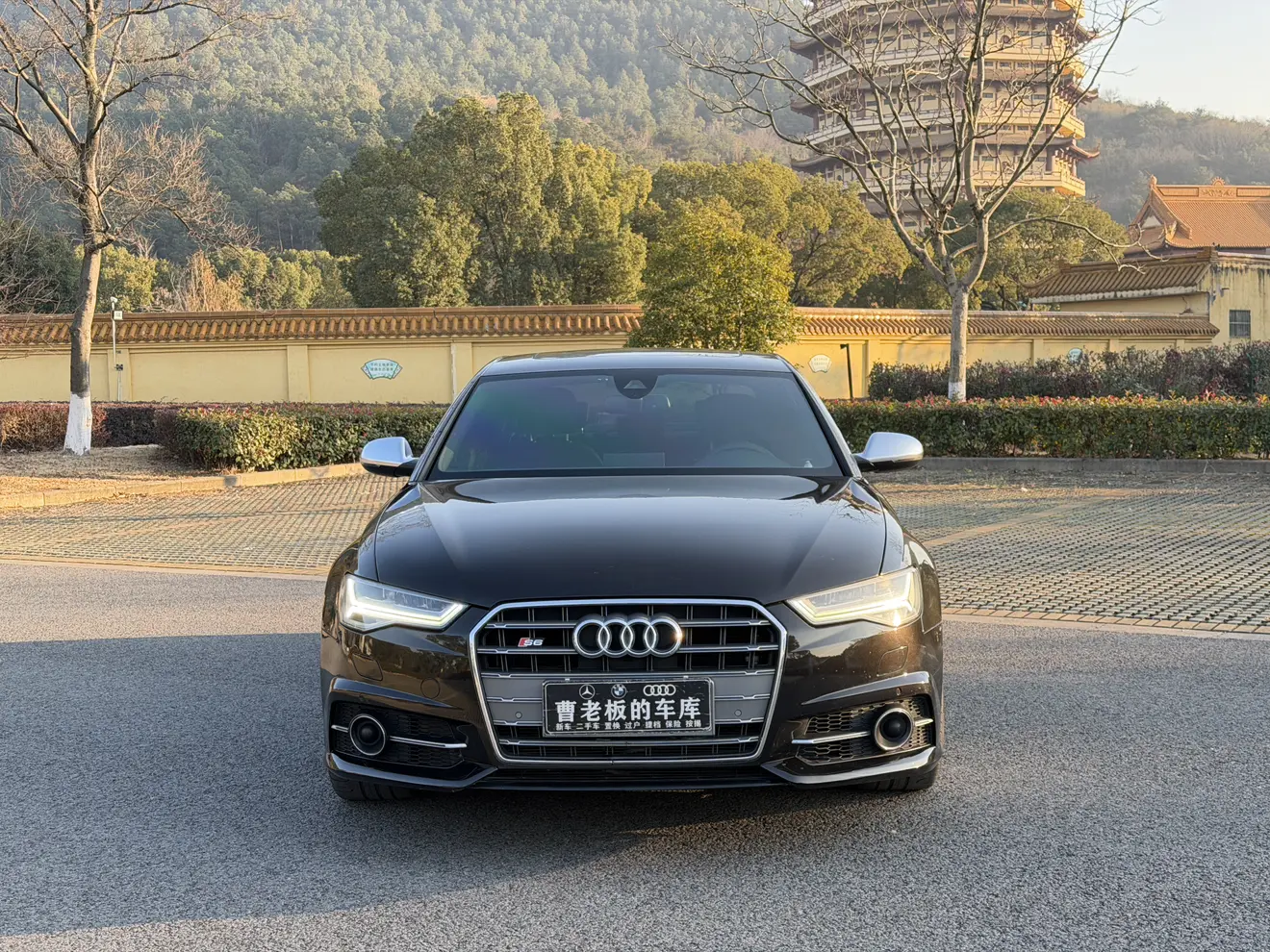 Audi S6  из Китая
