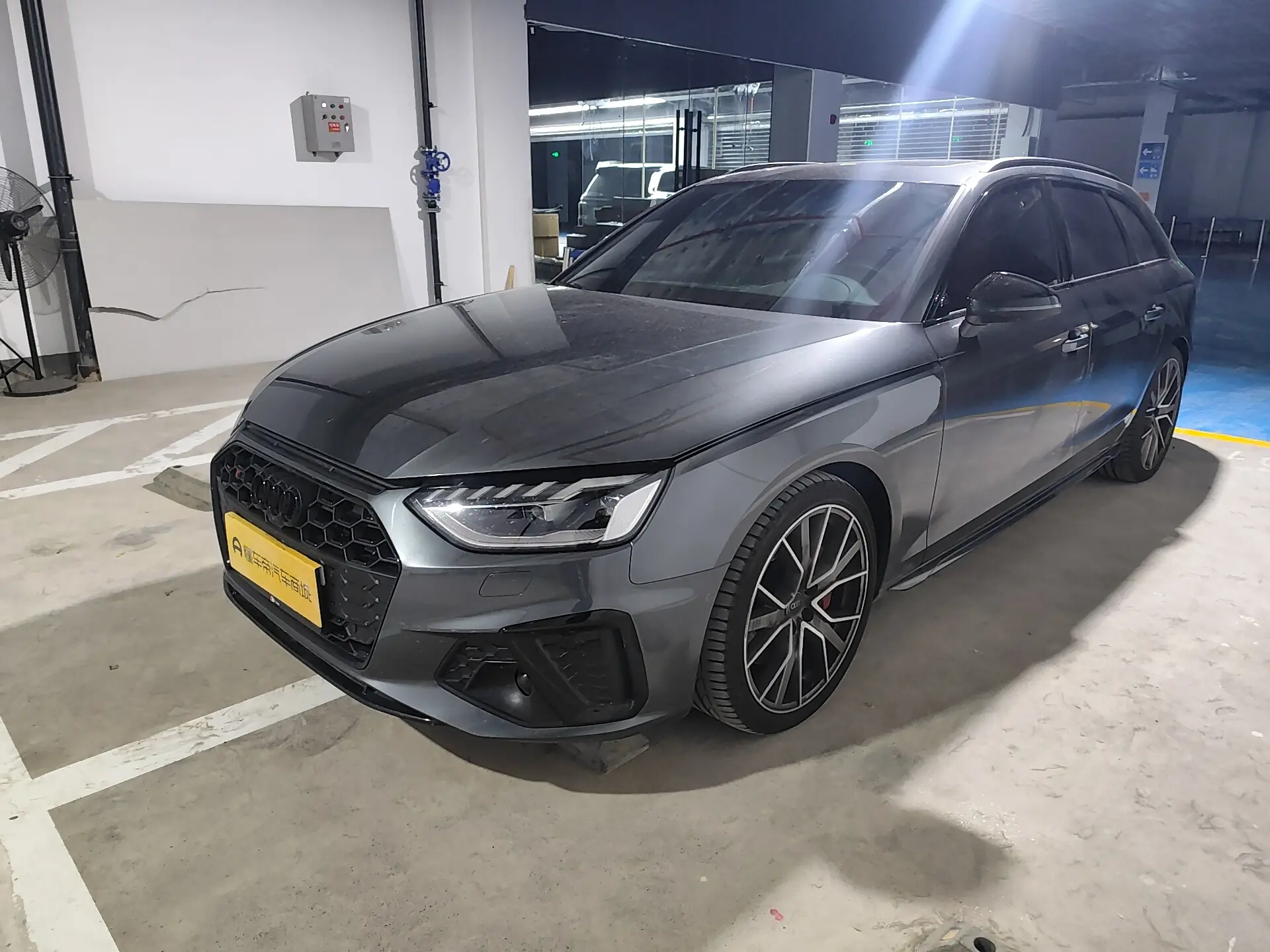 Audi S4  из Китая