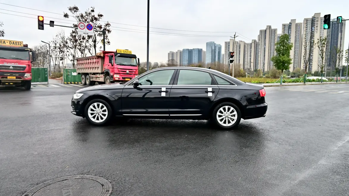 Audi A6L  из Китая