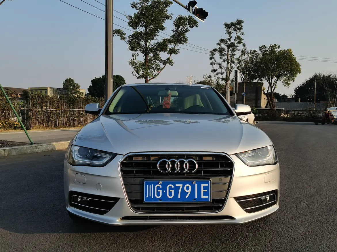 Audi A4L  из Китая