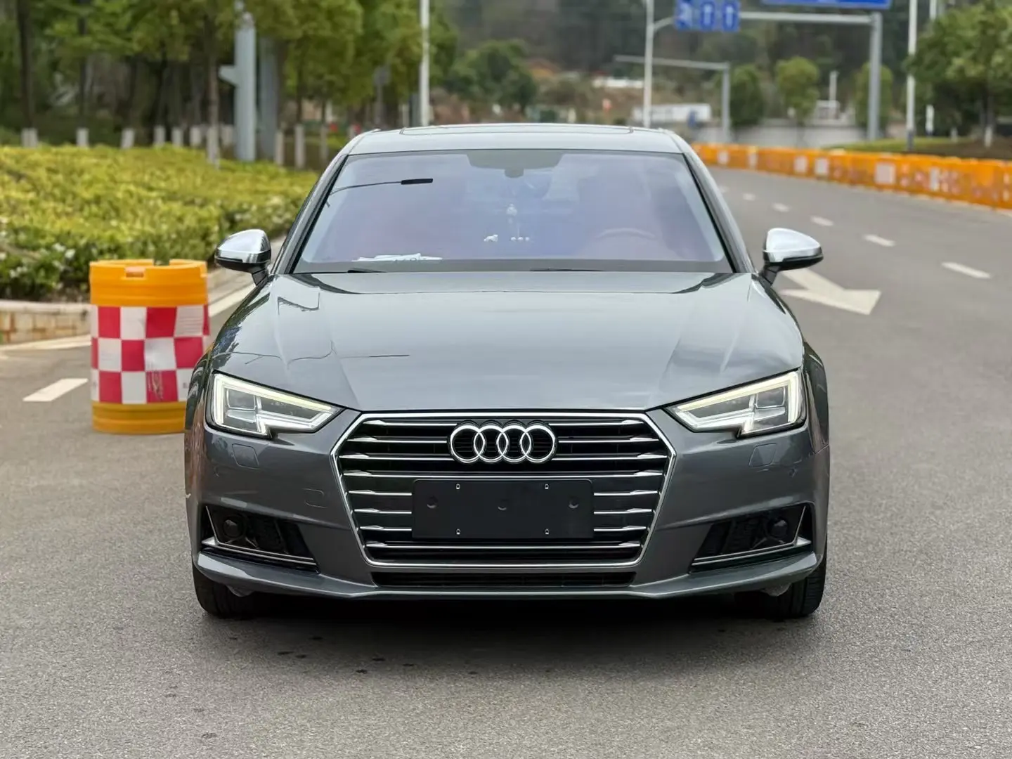Audi A4L  из Китая