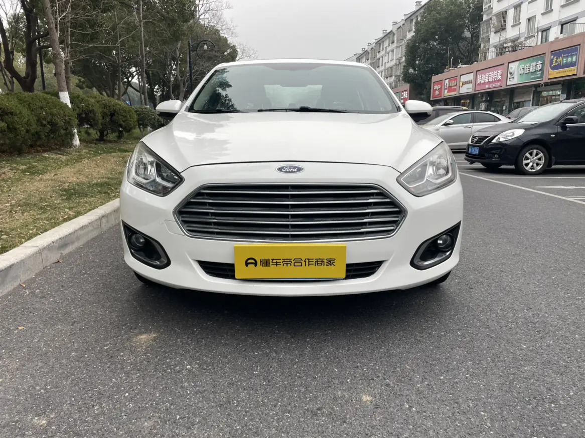 Ford Forrest  из Китая