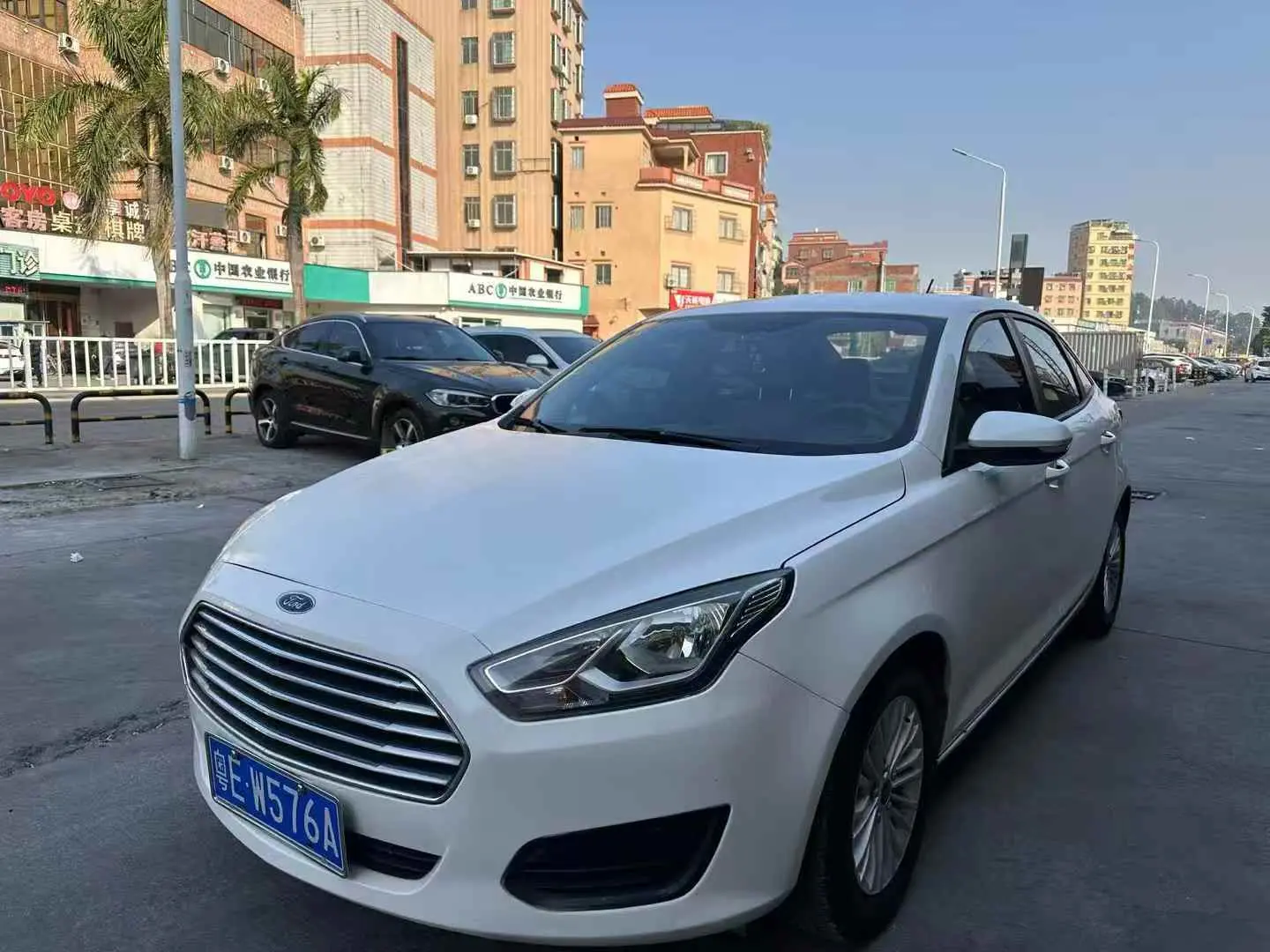 Ford Forrest  из Китая