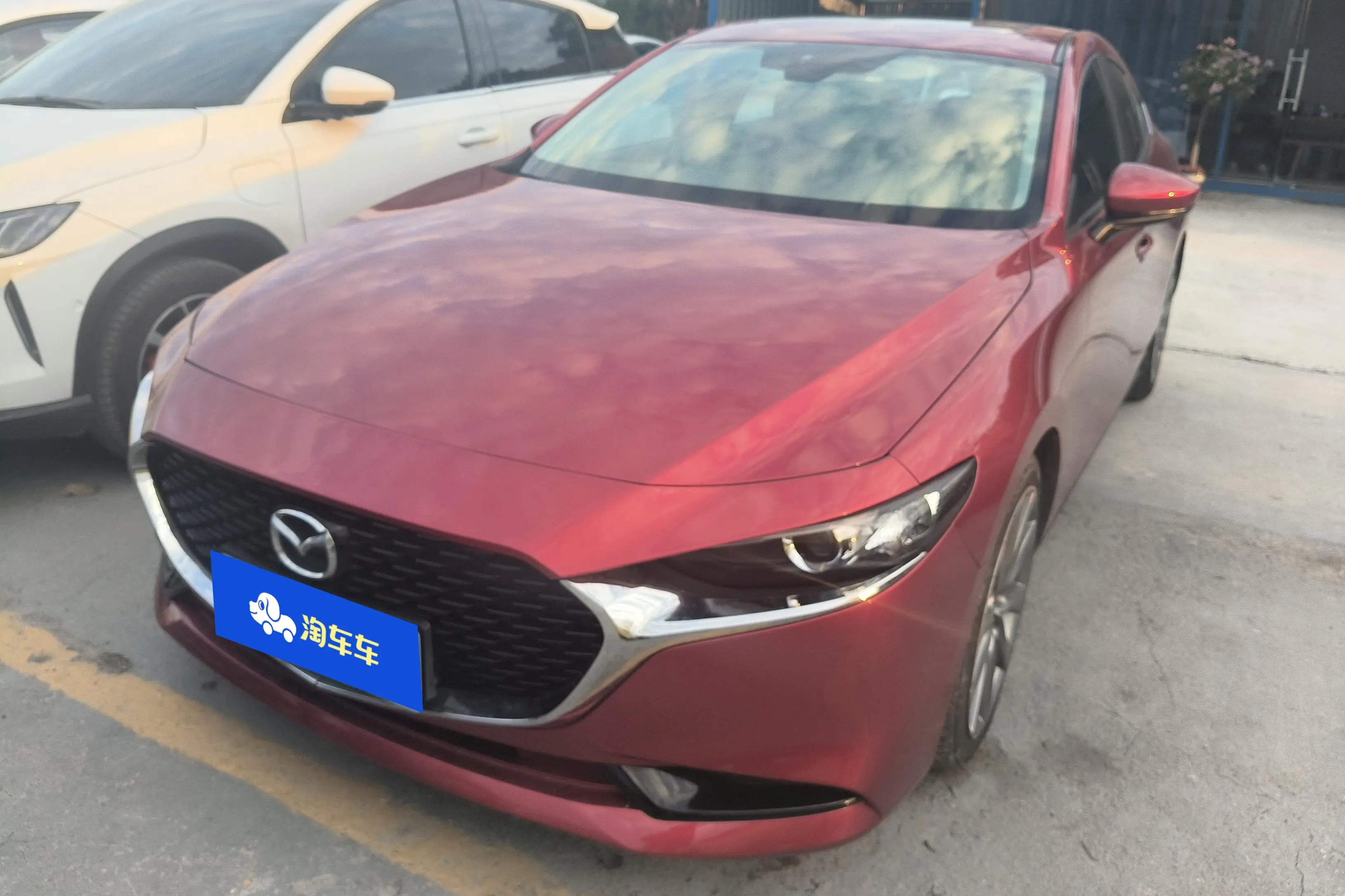 Mazda Axela (Mazda3)  из Китая