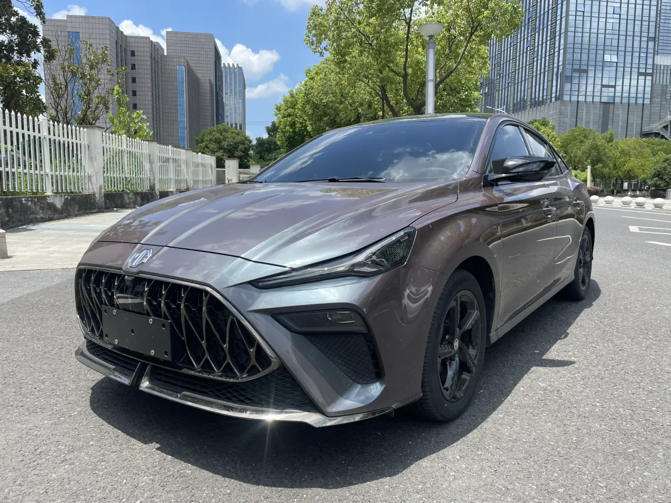 MG 5 Scorpio  из Китая