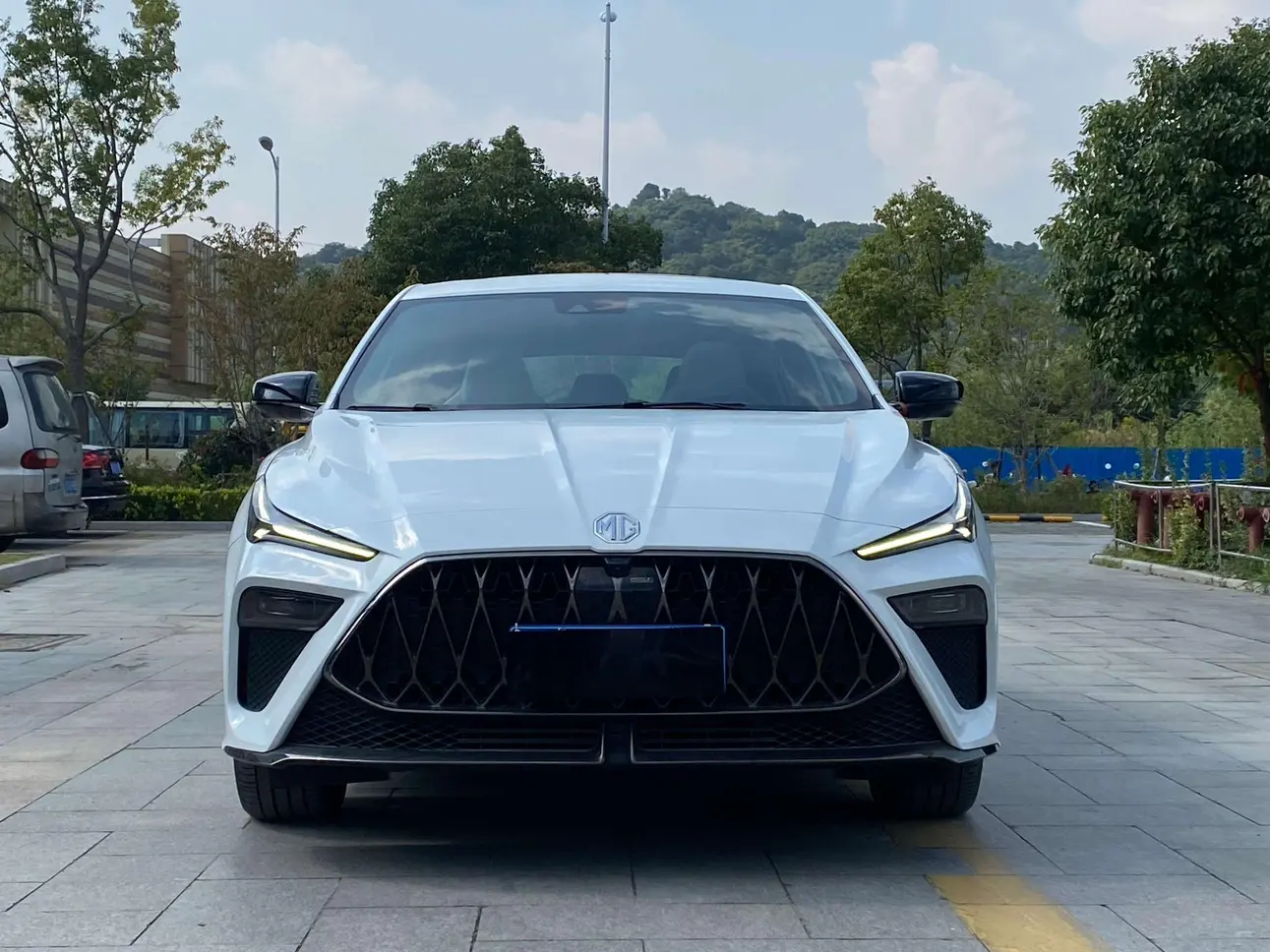 MG 5 Scorpio  из Китая