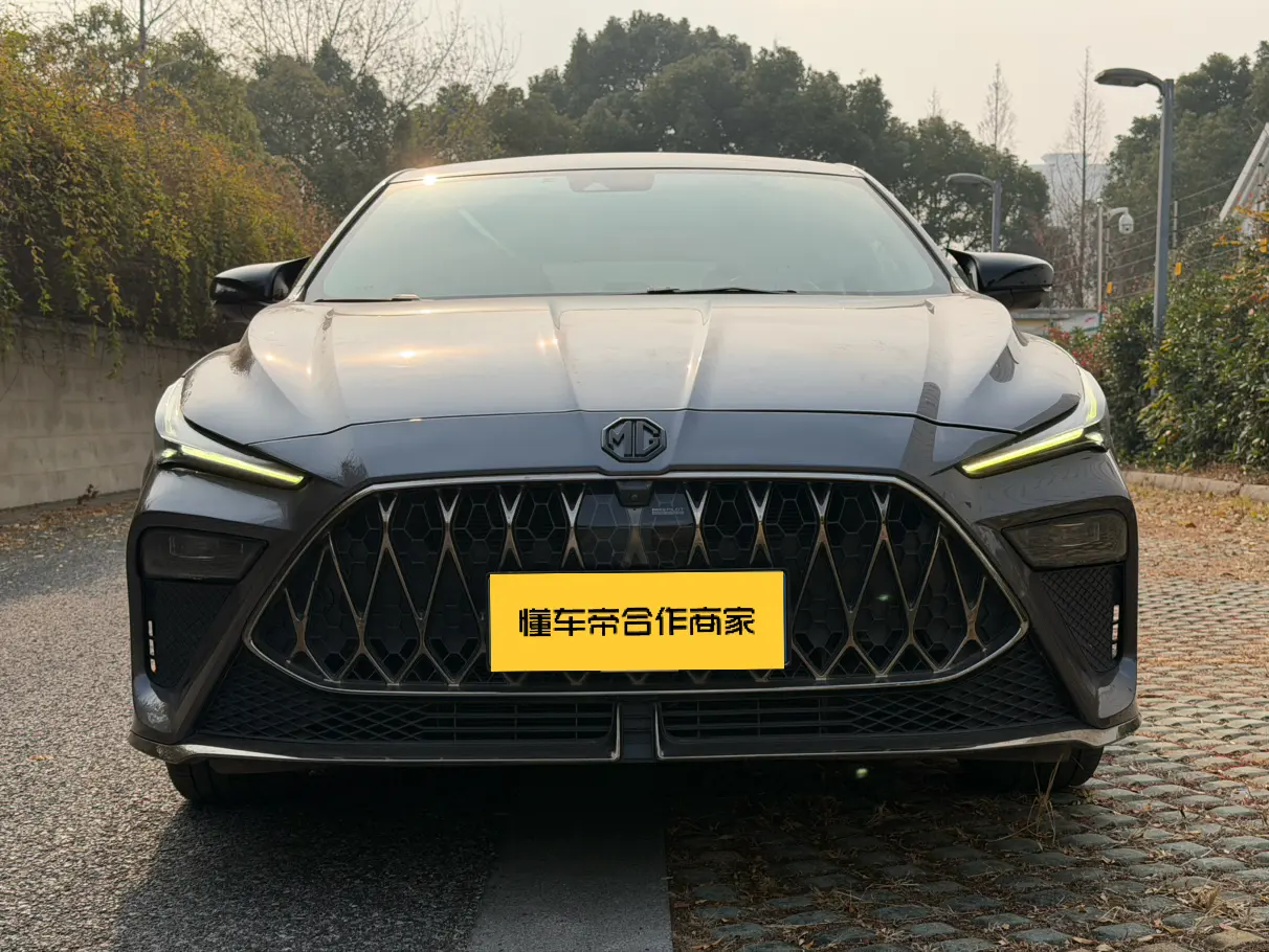 MG 5 Scorpio  из Китая