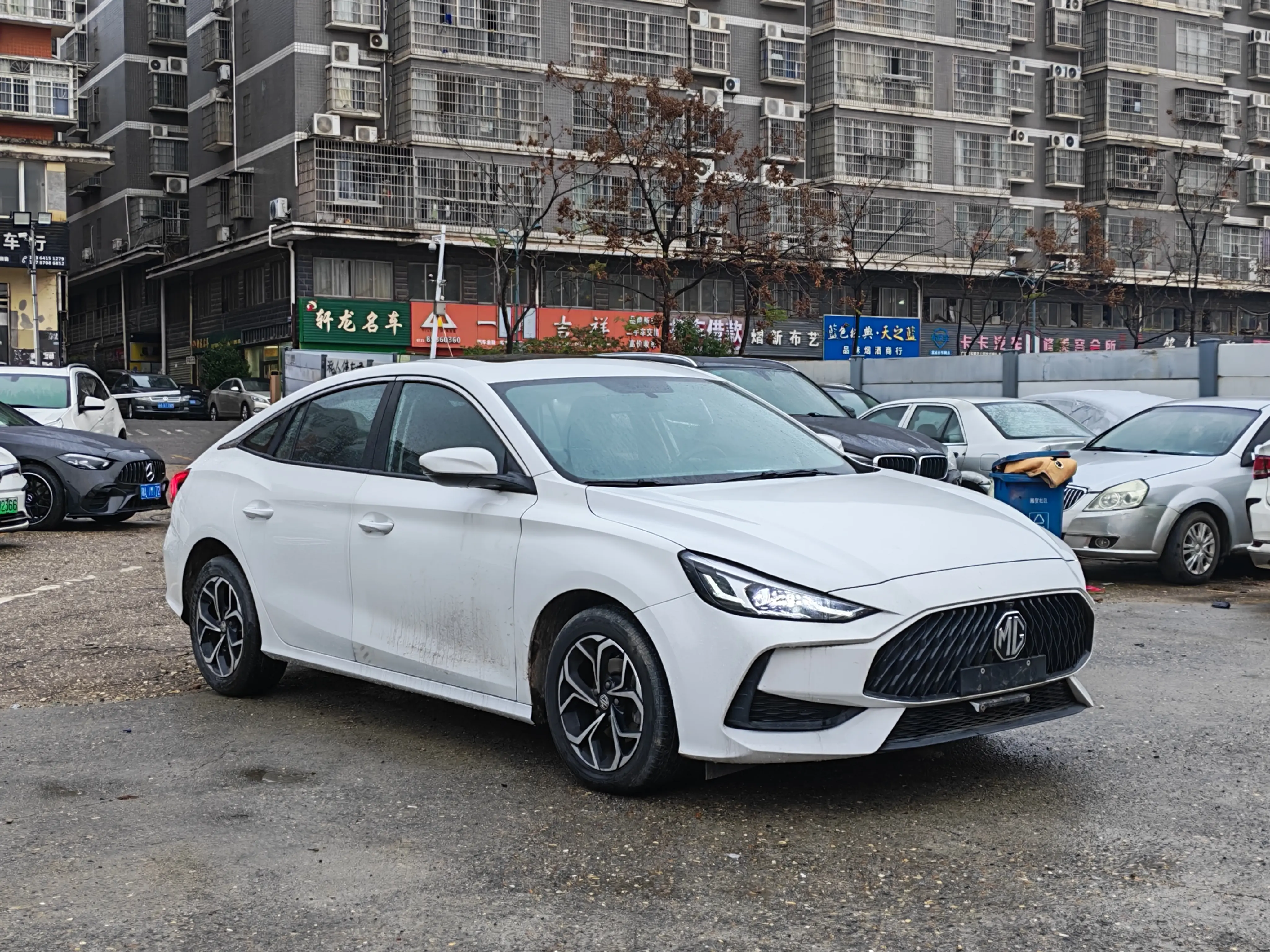 MG 5  из Китая