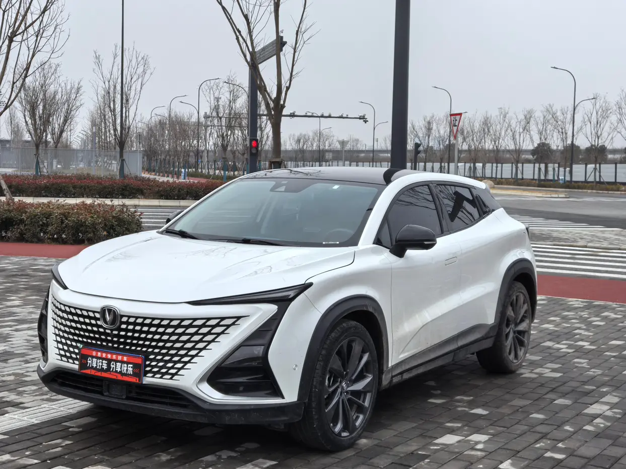 Changan UNI-T  из Китая