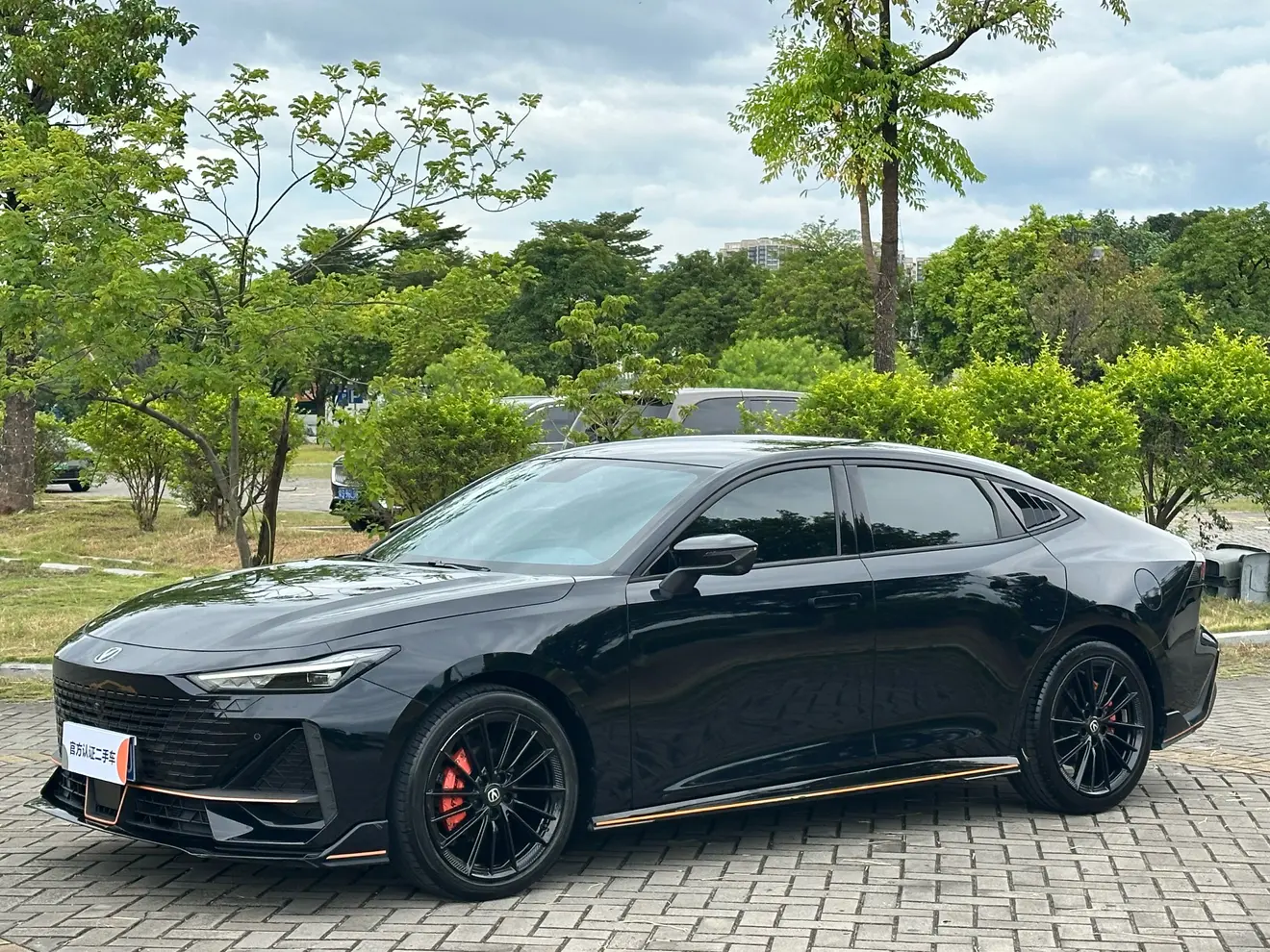 Changan UNI-V  из Китая