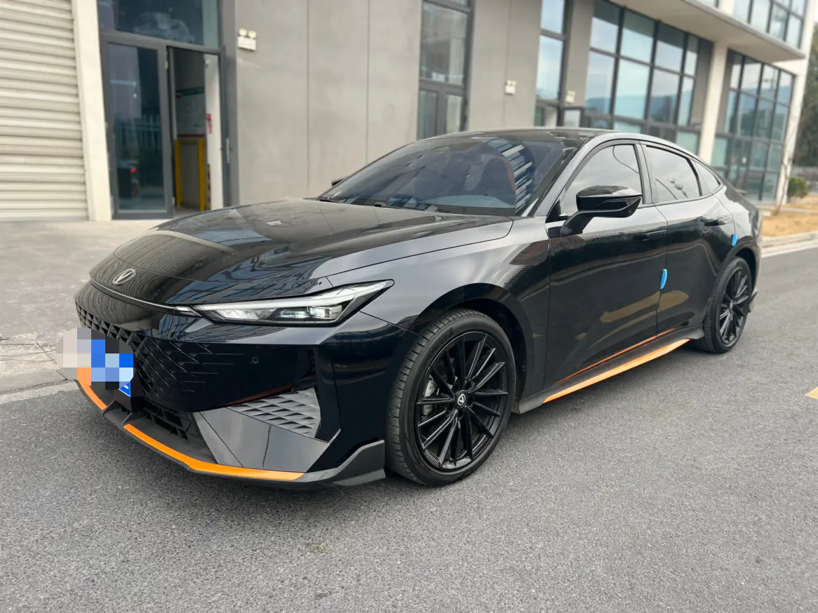 Changan UNI-V  из Китая