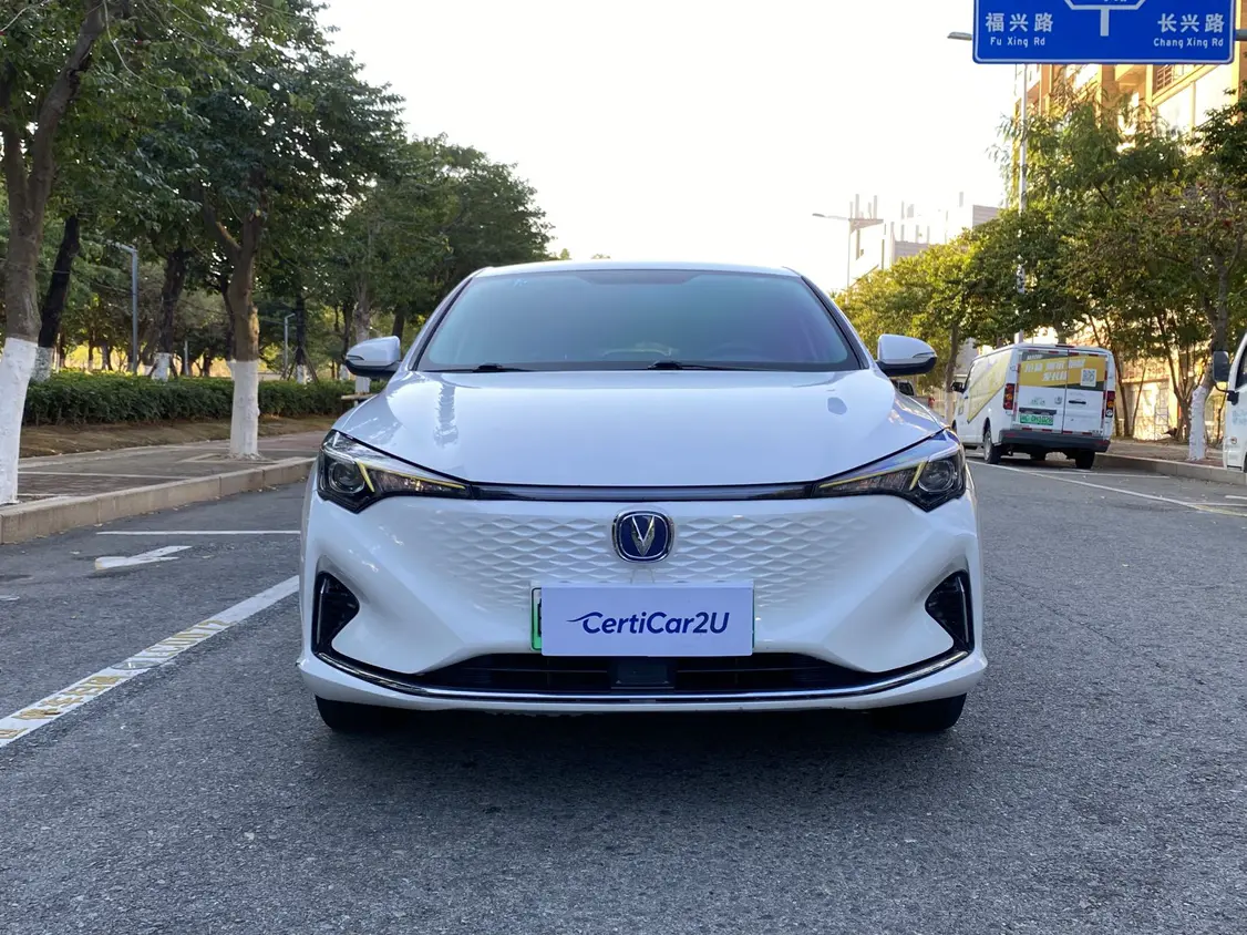 Changan Eado EV  из Китая