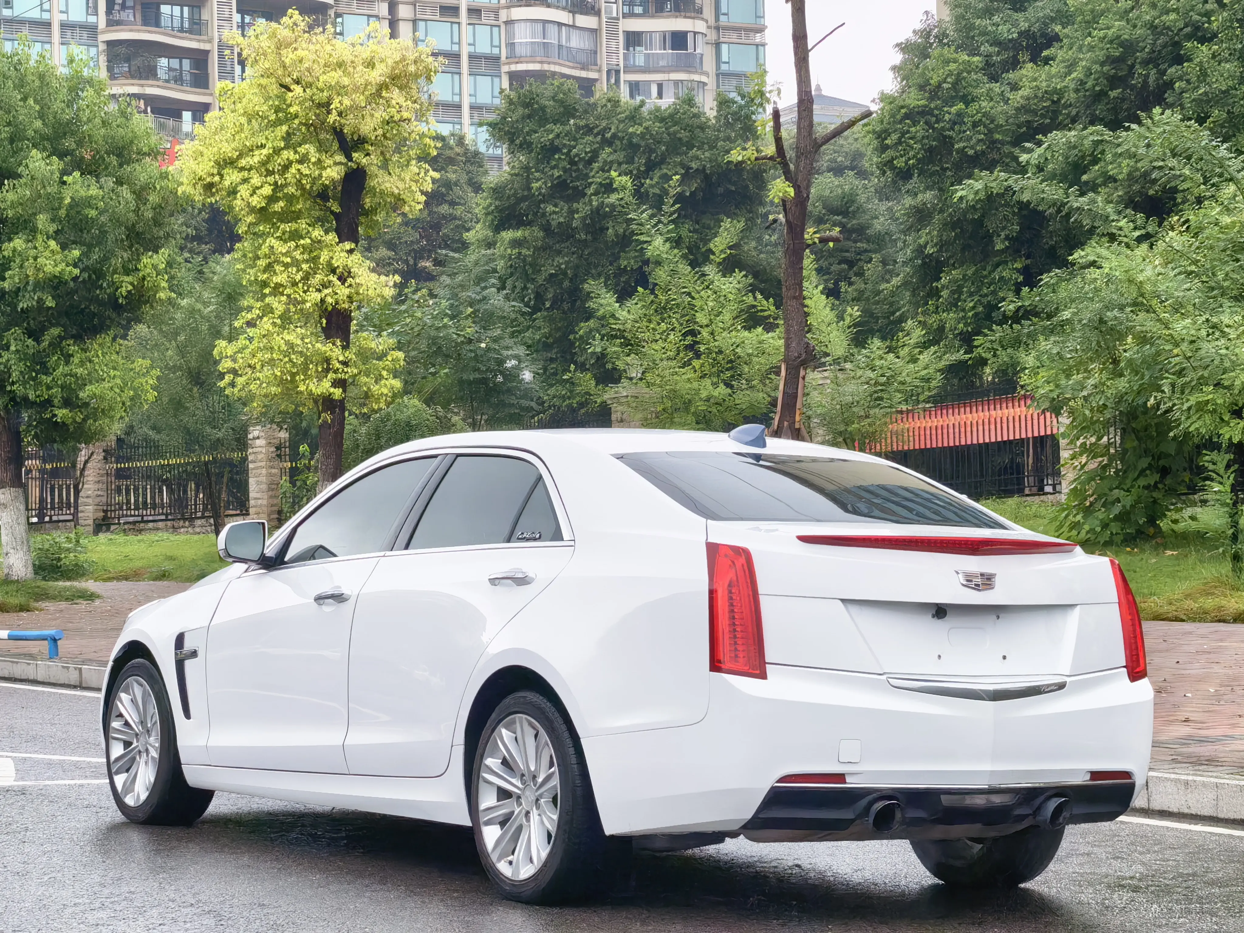 Cadillac ATS-L  из Китая