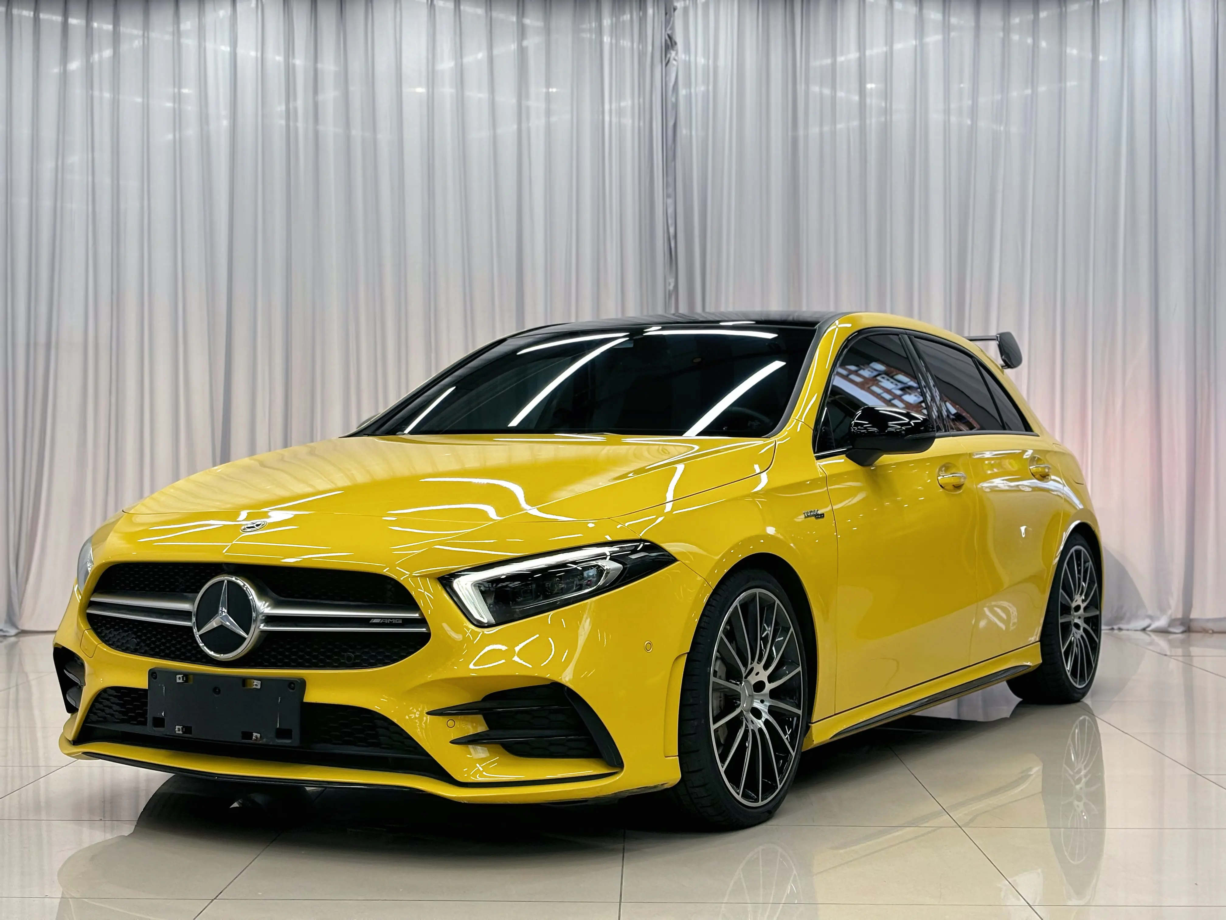 Mercedes-Benz A-Class AMG  из Китая