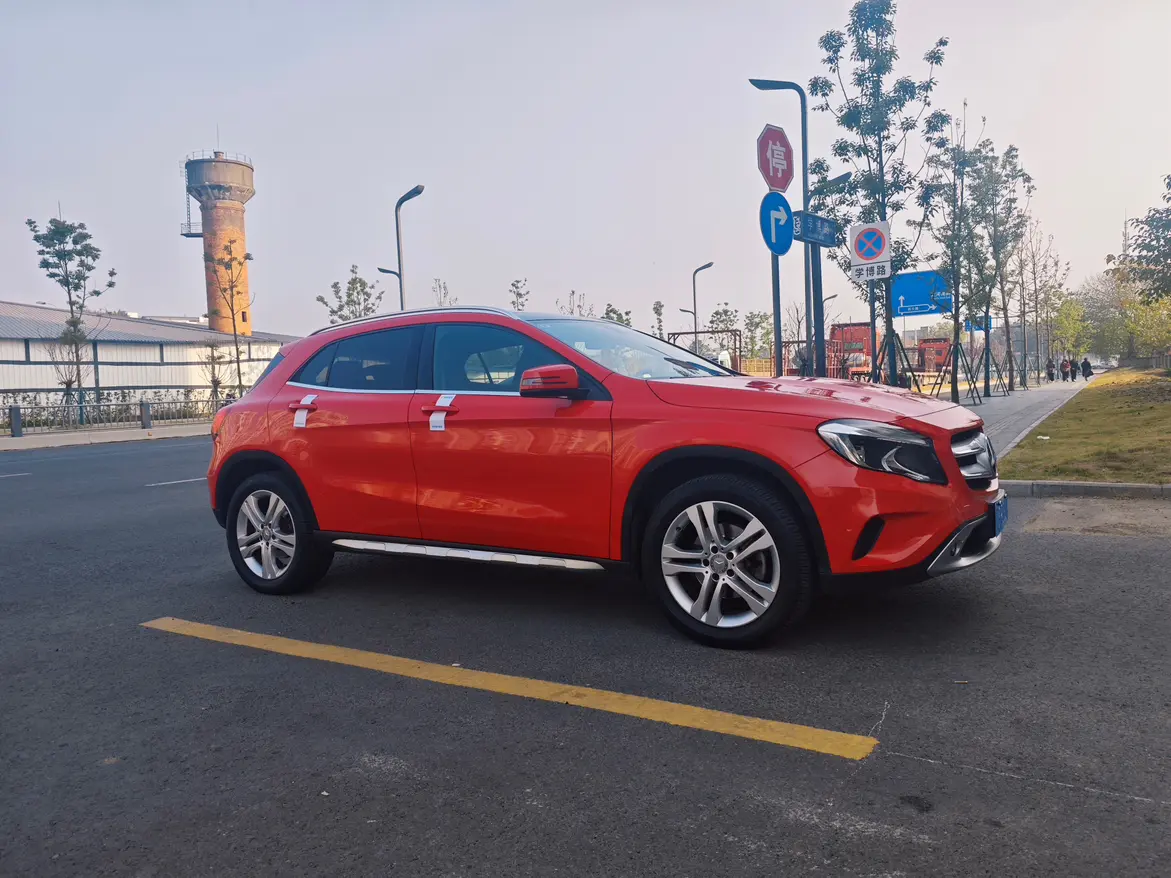 Mercedes-Benz GLA  из Китая