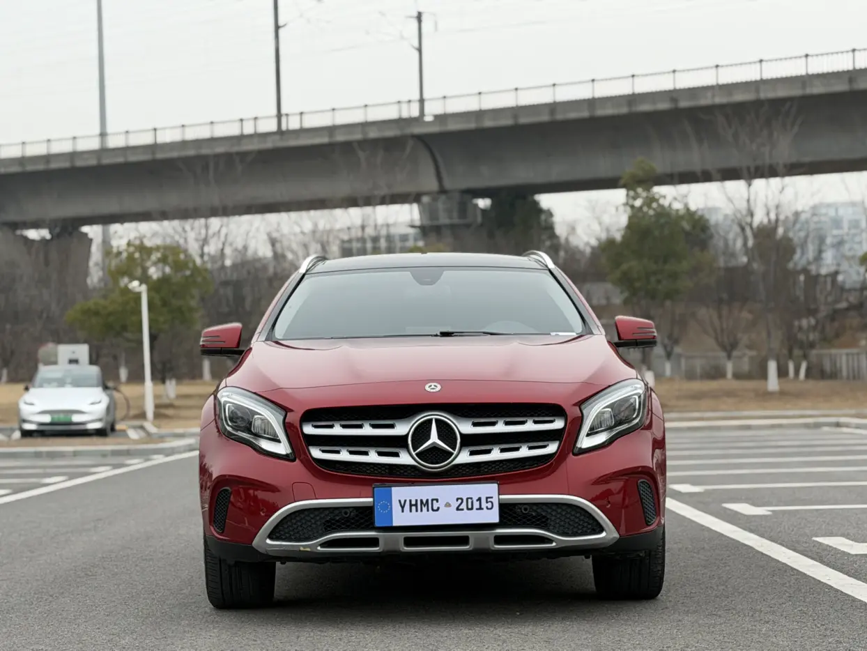 Mercedes-Benz GLA  из Китая