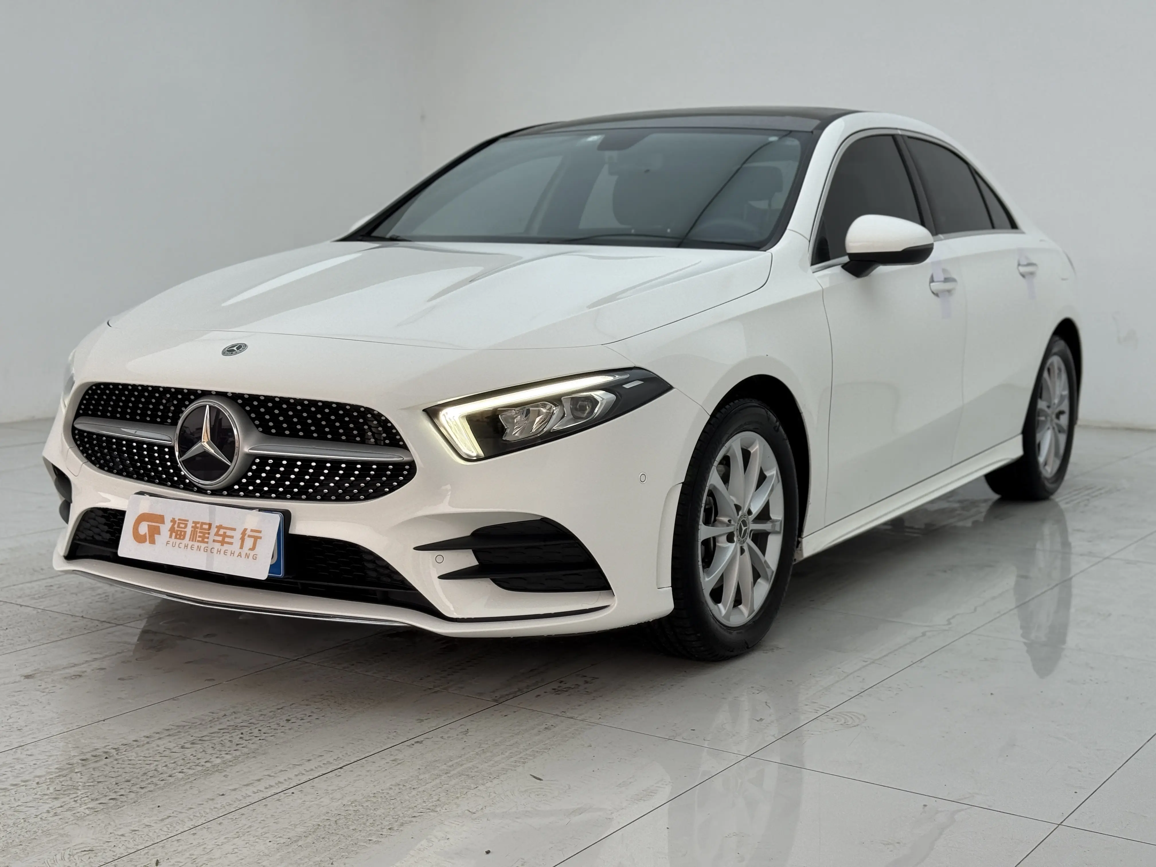 Mercedes-Benz Mercedes Benz A Class  из Китая