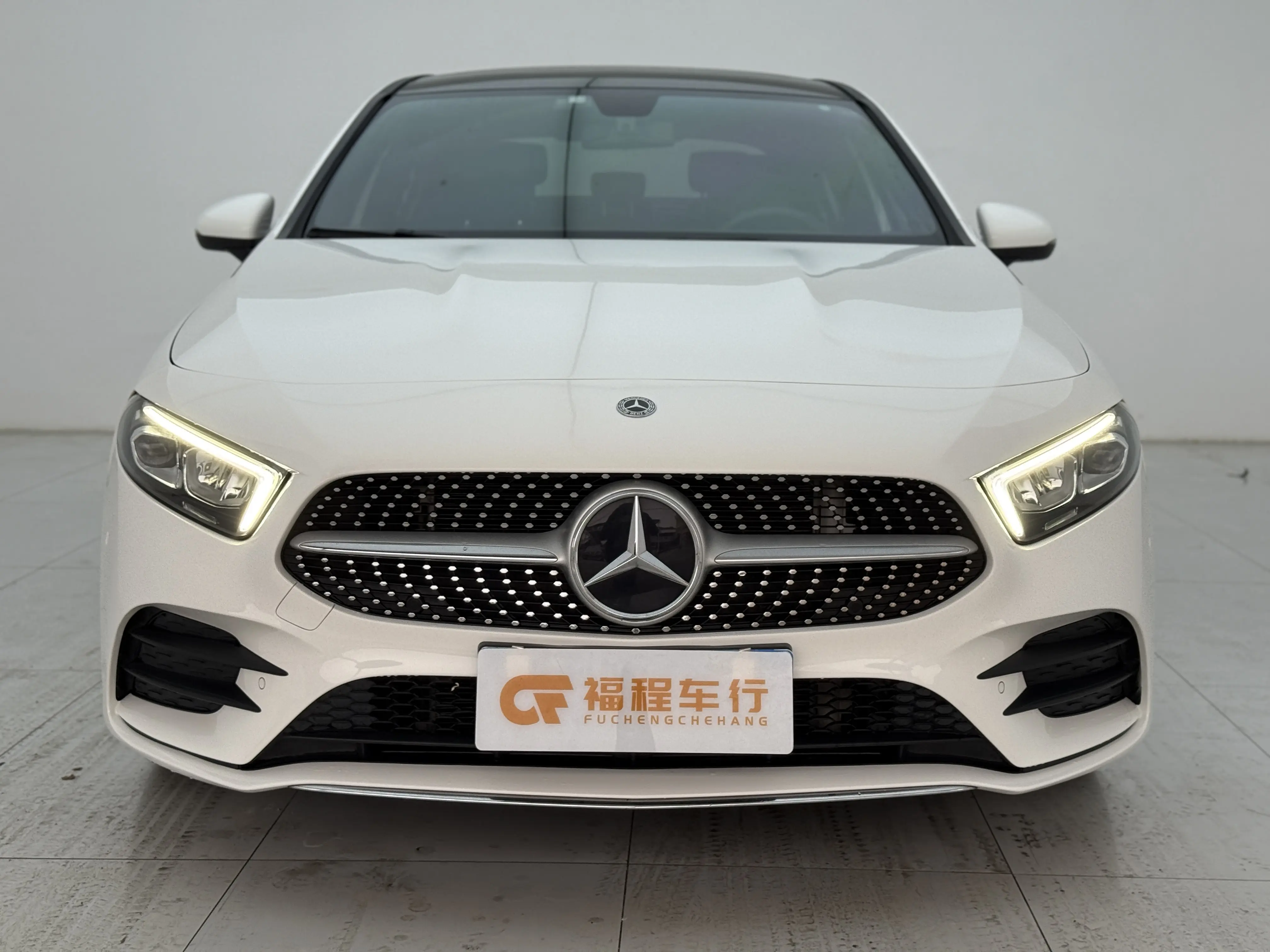 Mercedes-Benz Mercedes Benz A Class  из Китая