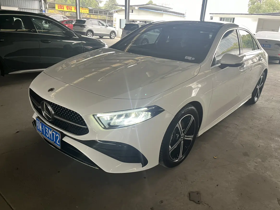 Mercedes-Benz Mercedes Benz A Class  из Китая