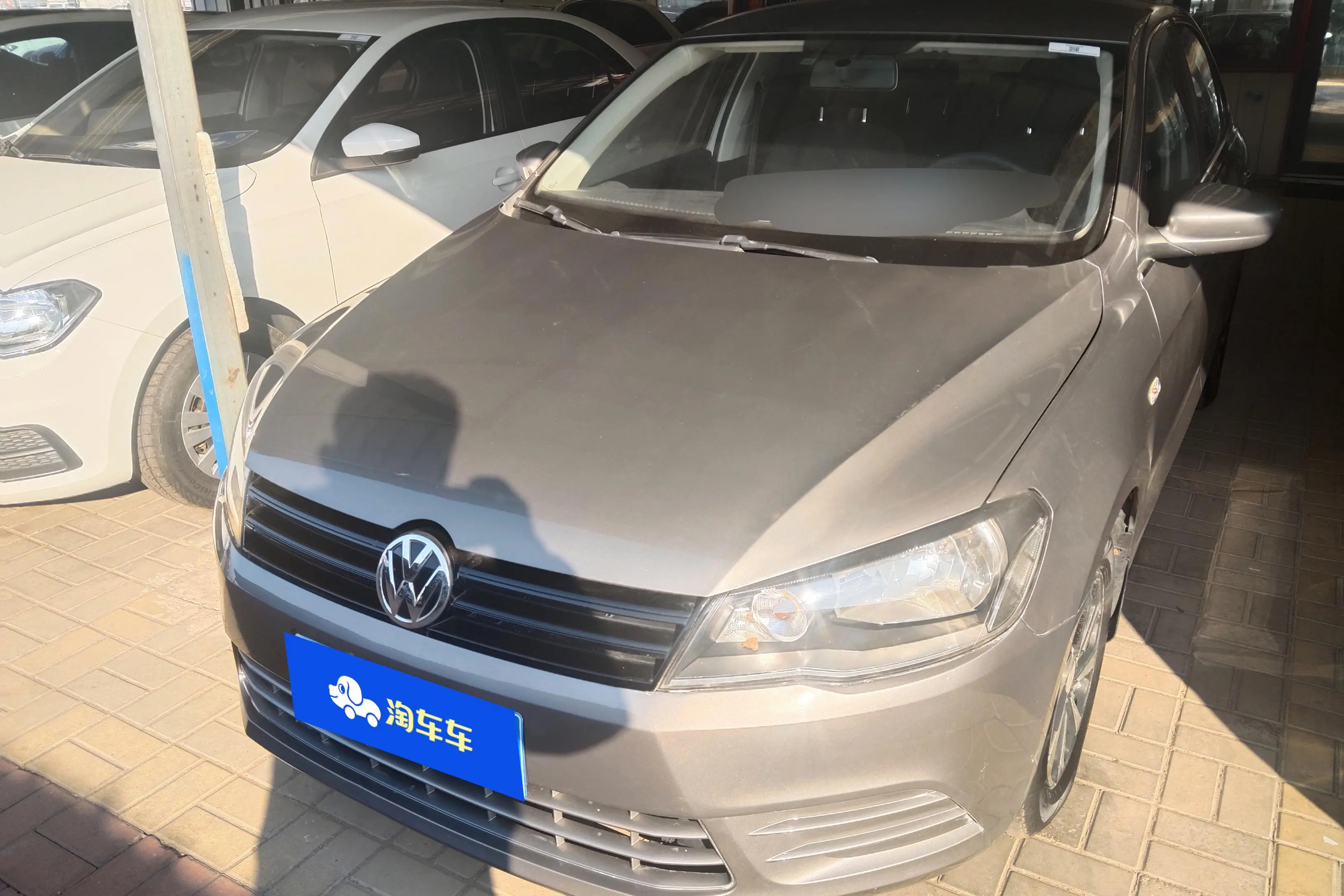 Volkswagen Jetta  из Китая