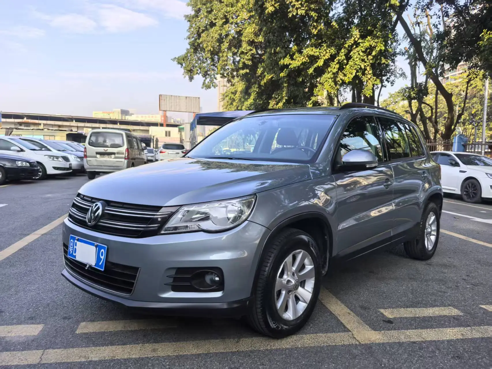 Volkswagen Tiguan  из Китая