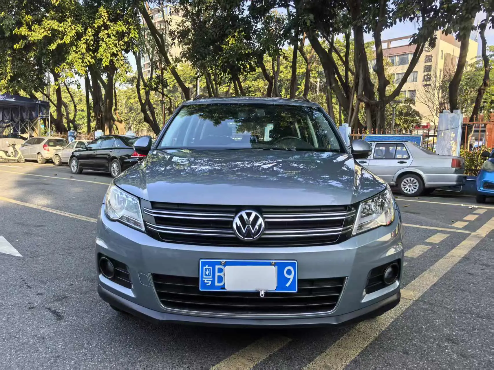 Volkswagen Tiguan  из Китая