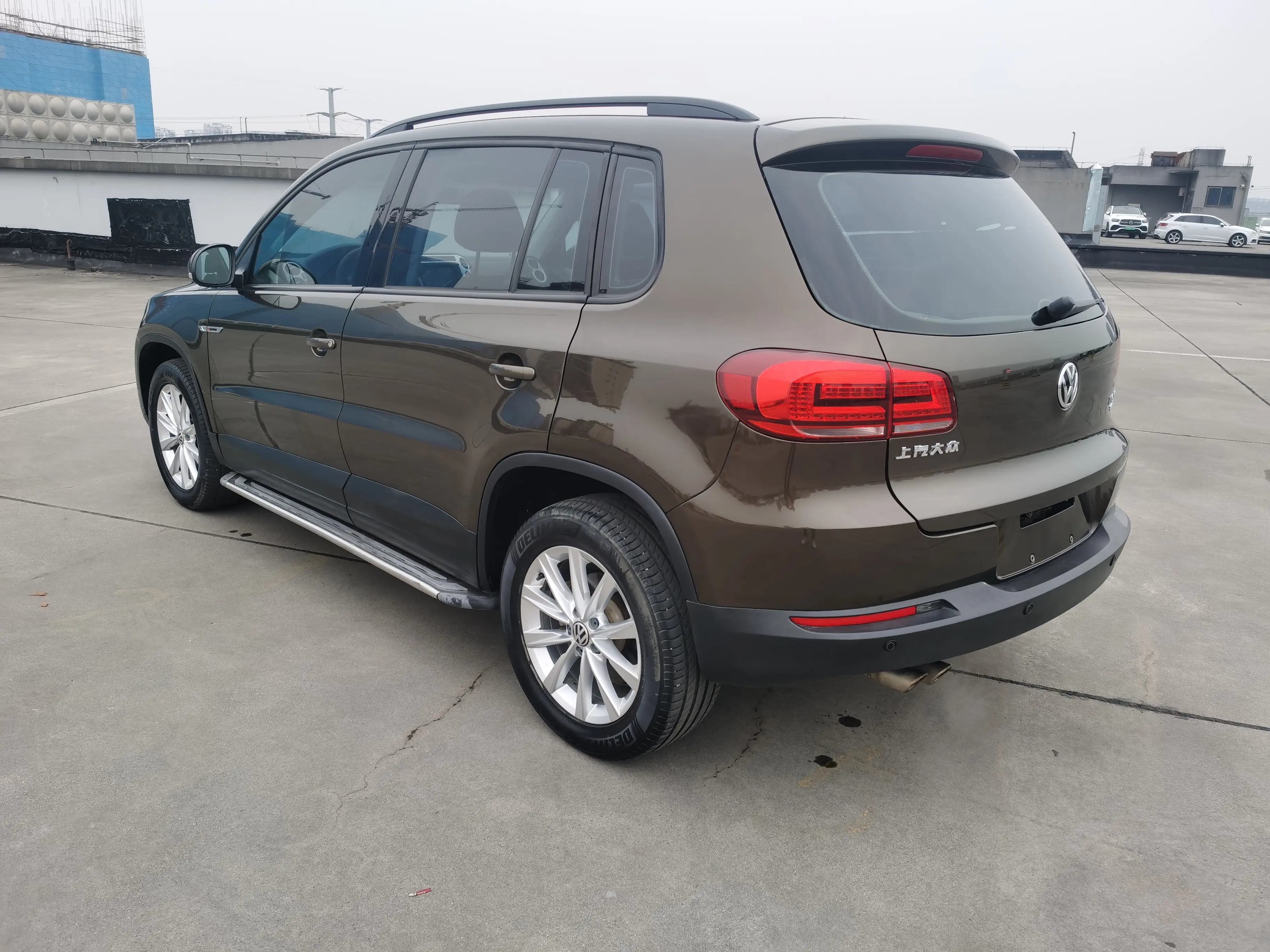Volkswagen Tiguan  из Китая
