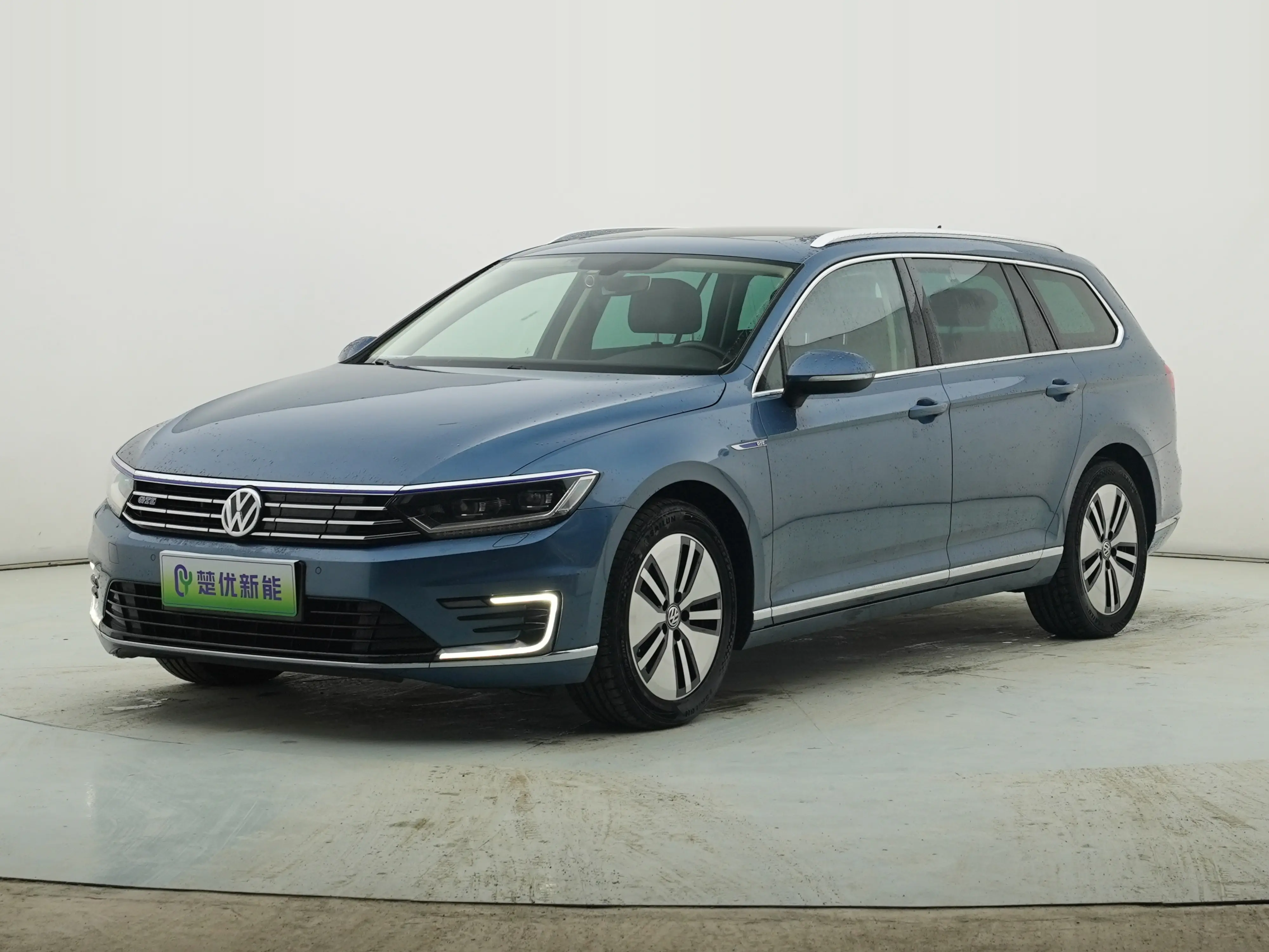 Volkswagen Weilan PHEV  из Китая