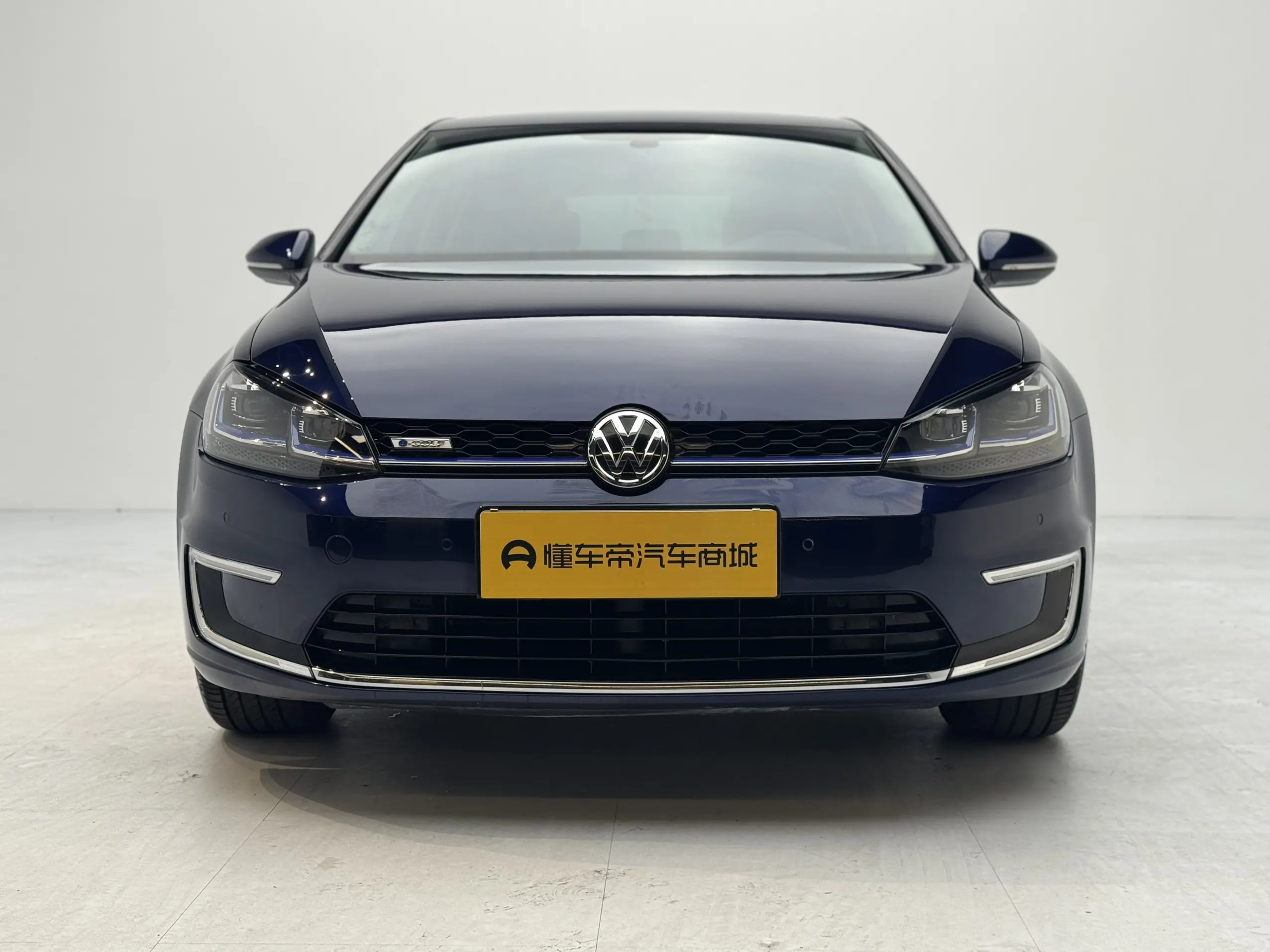 Volkswagen E-Golf  из Китая
