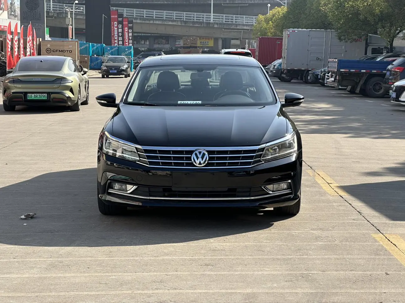 Volkswagen Passat  из Китая
