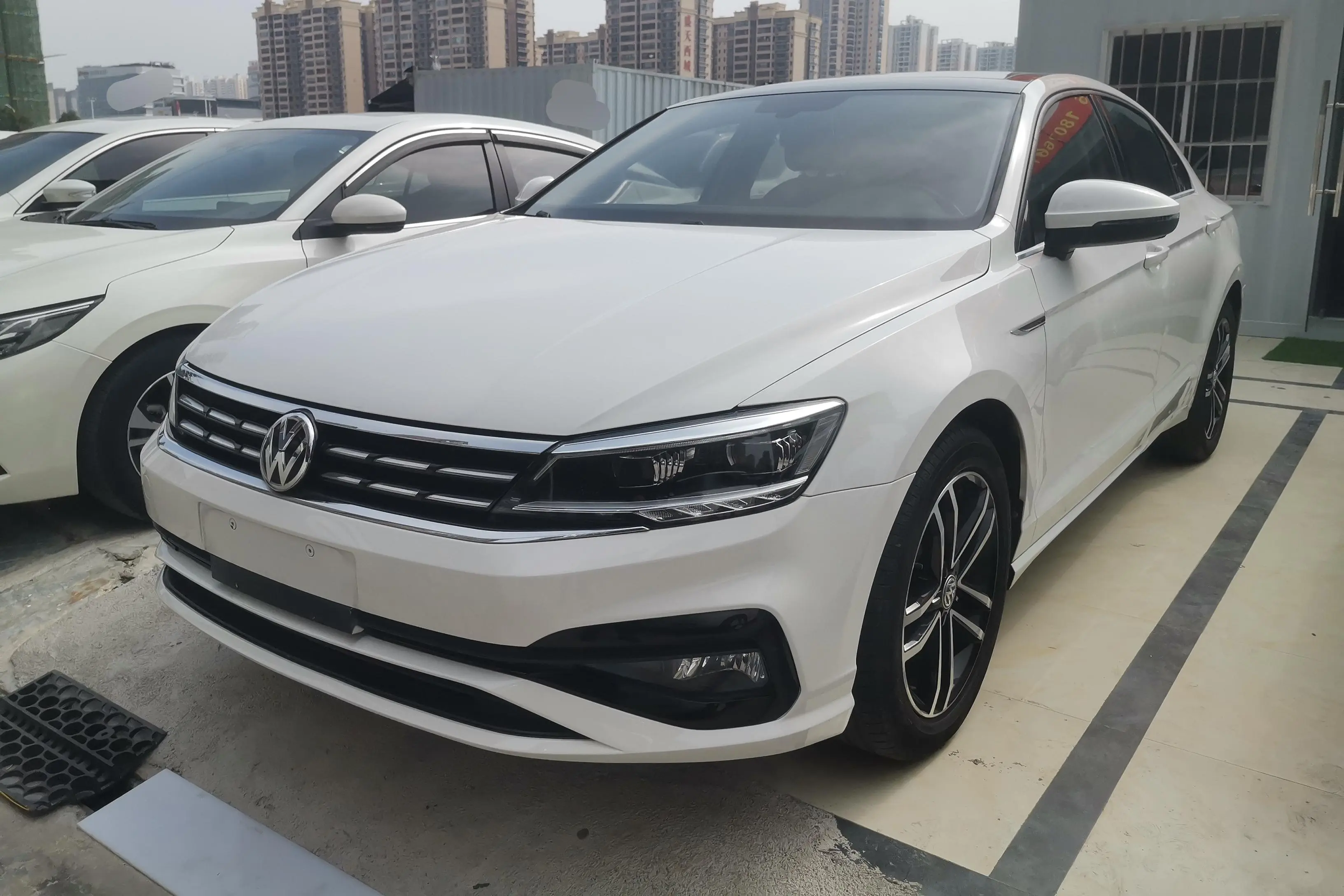 Volkswagen Lamando (Lingdu)  из Китая