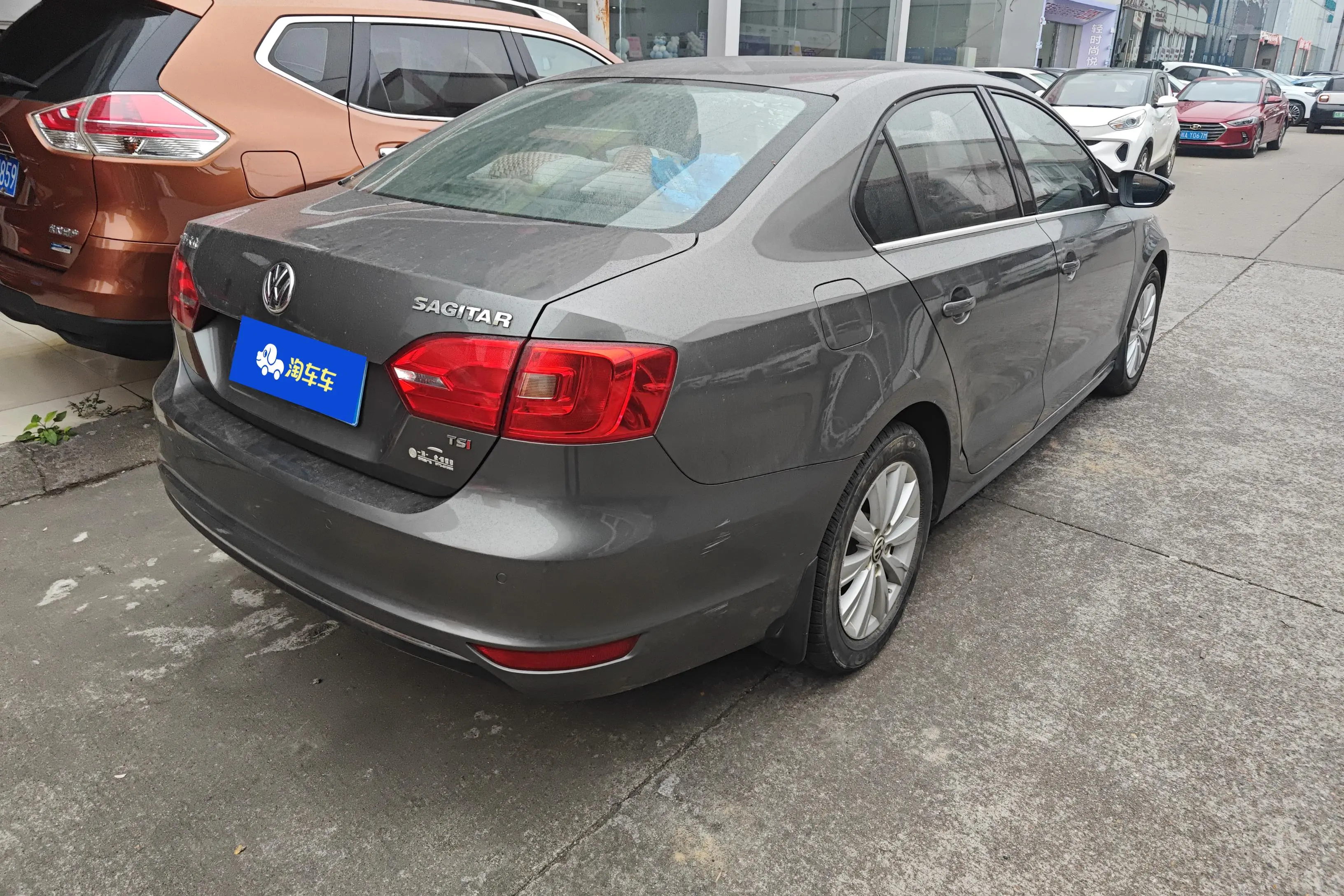 Volkswagen Sagitar  из Китая