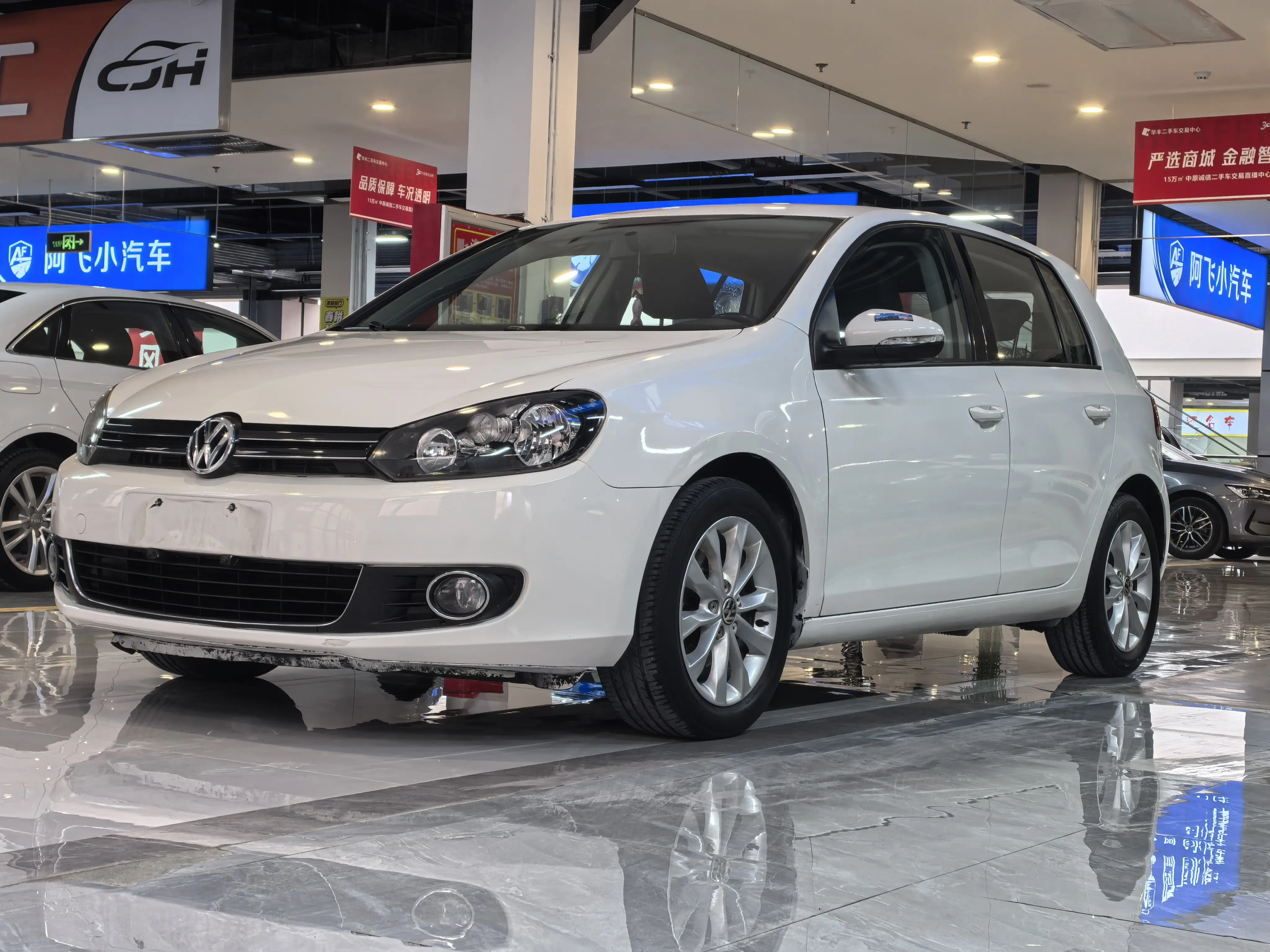 Volkswagen Golf  из Китая