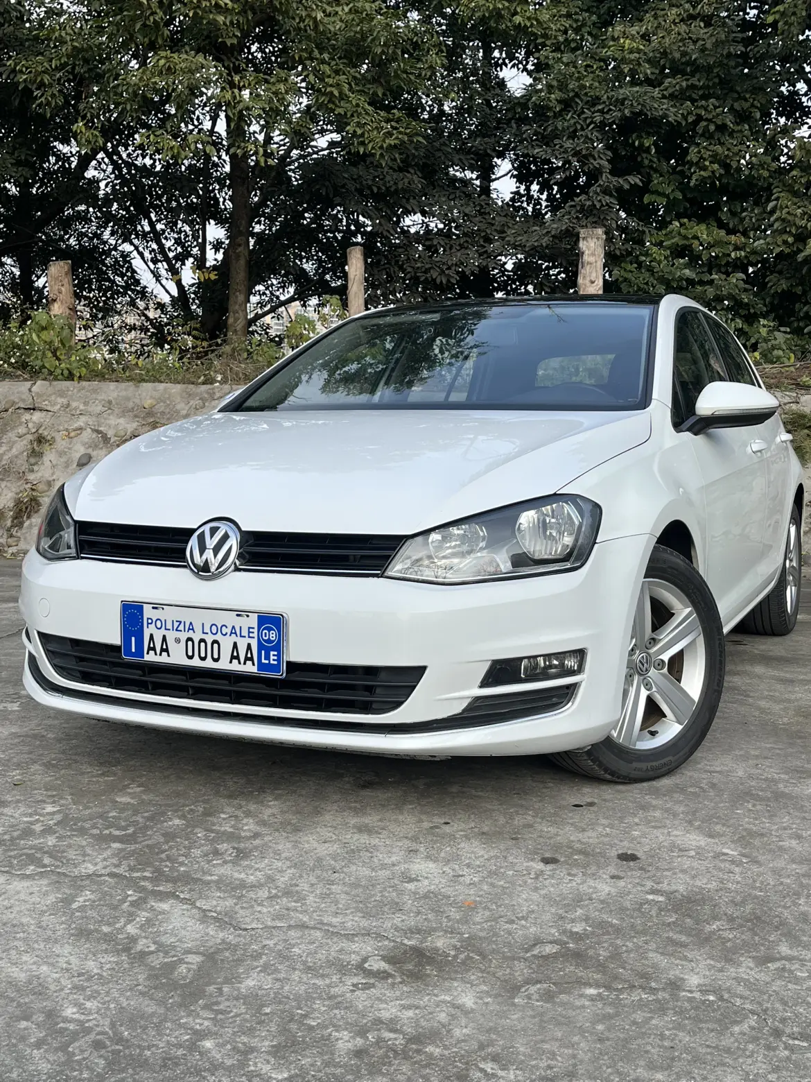 Volkswagen Golf  из Китая