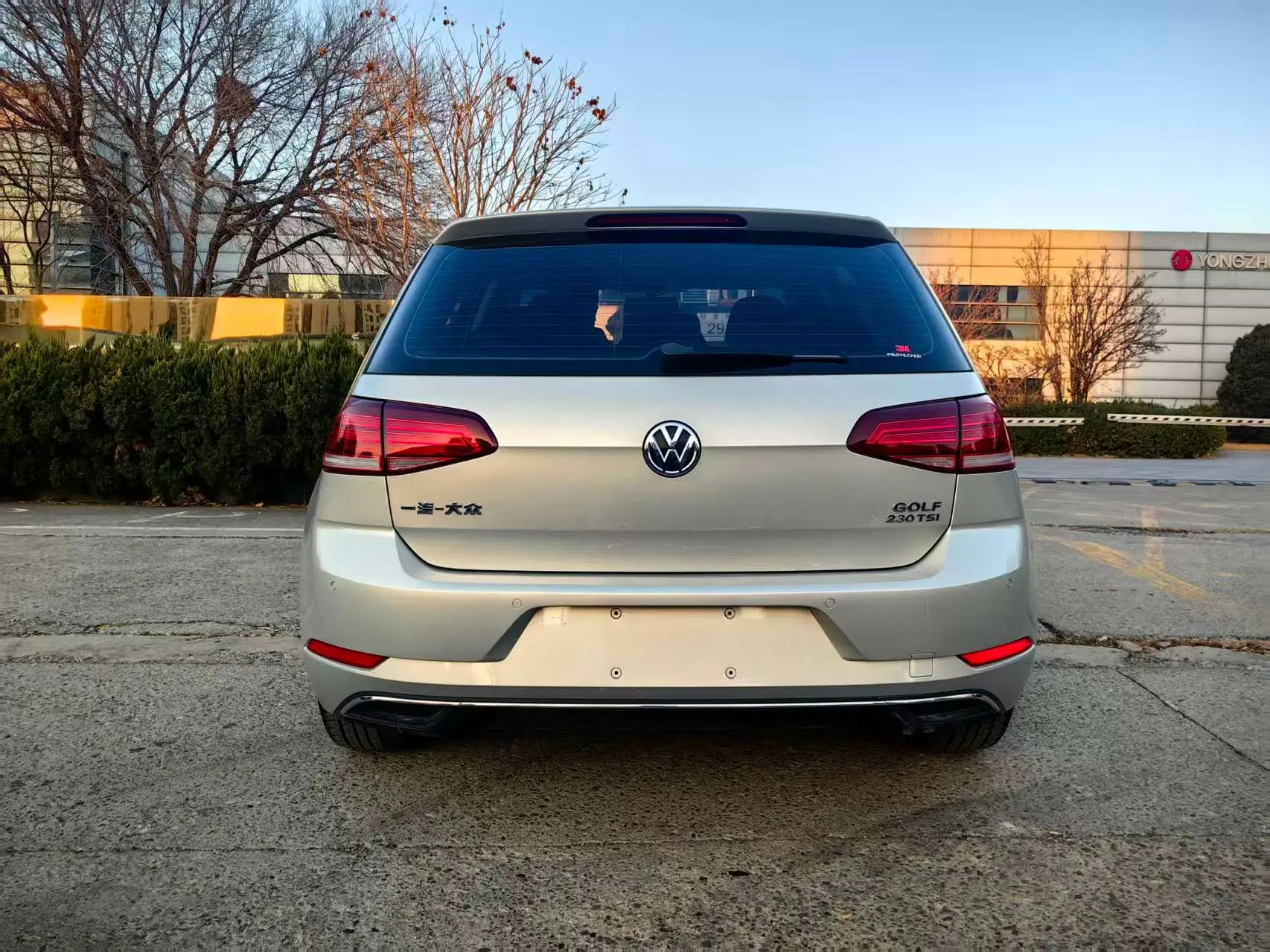 Volkswagen Golf  из Китая