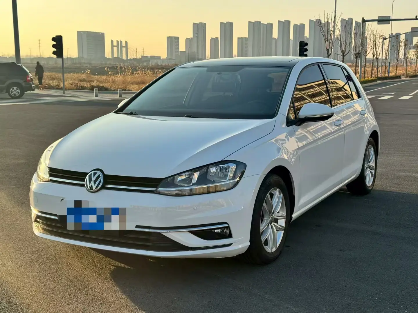 Volkswagen Golf  из Китая