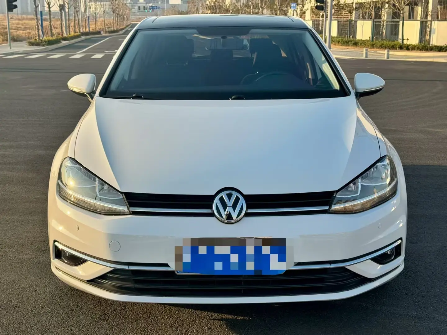 Volkswagen Golf  из Китая