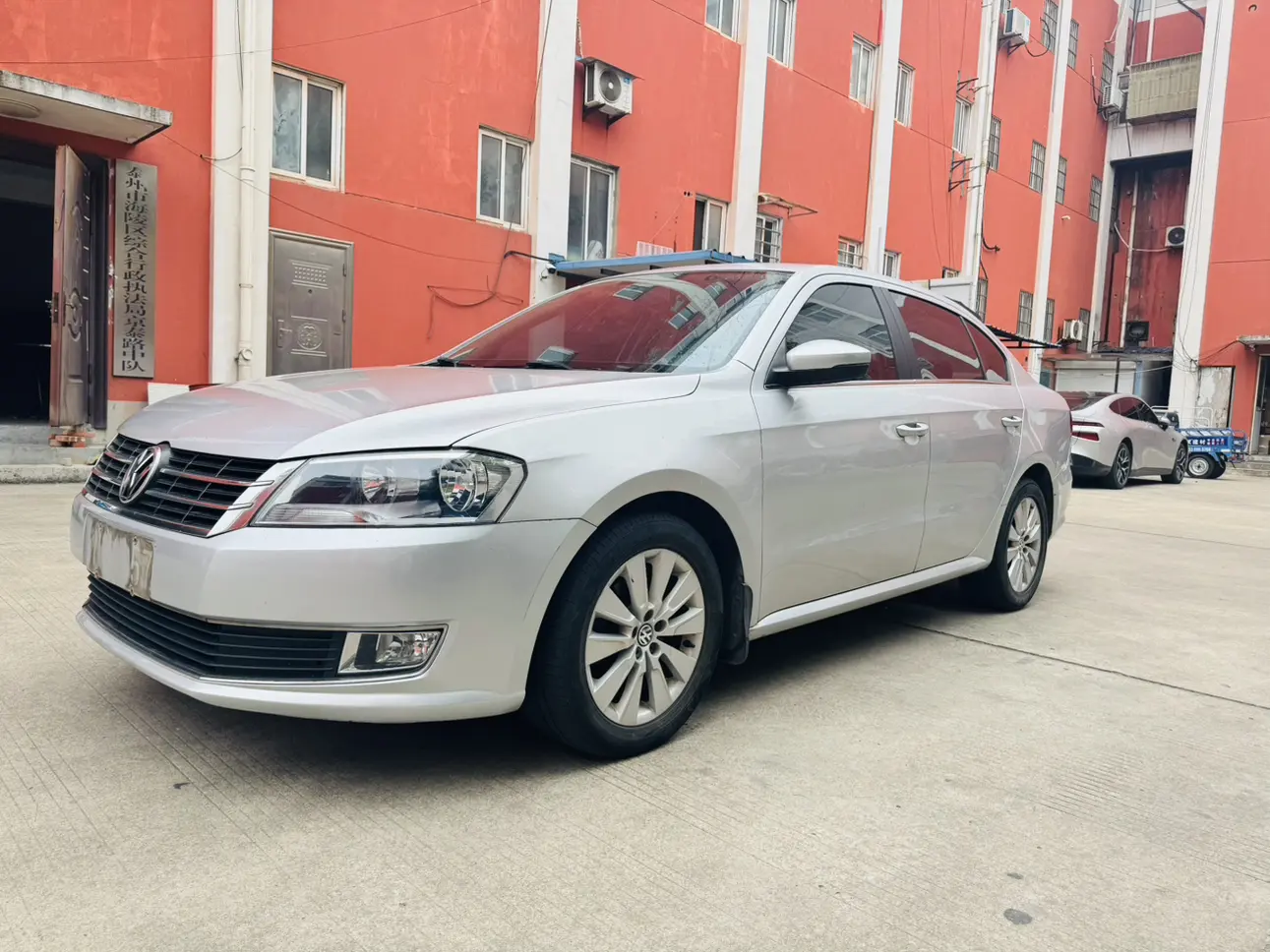 Volkswagen Lavida  из Китая