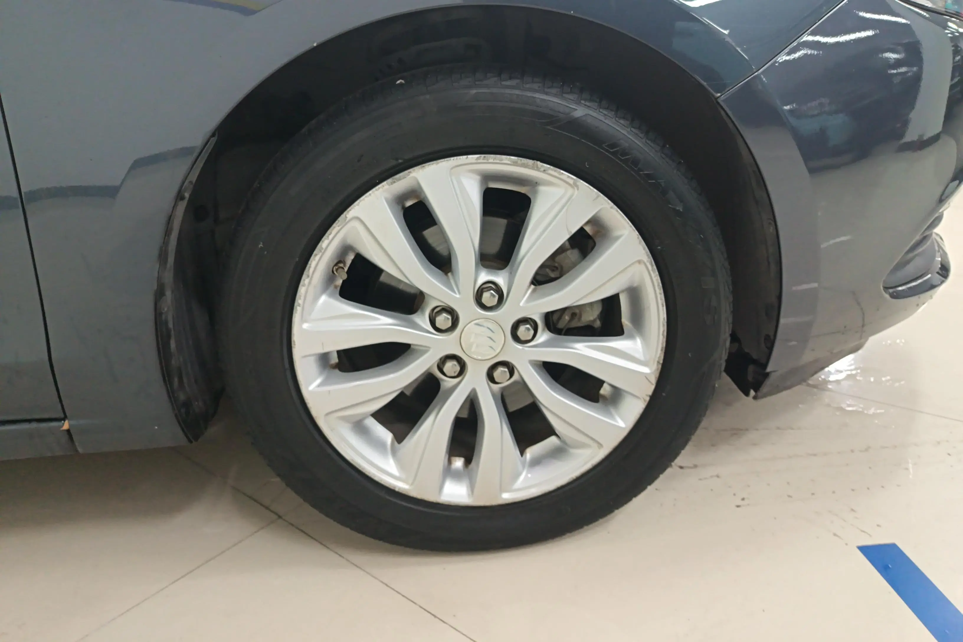 Buick Yinglang  из Китая