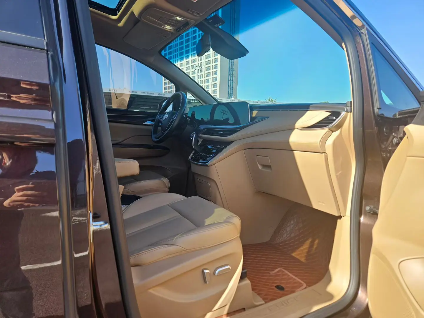 Buick GL8  из Китая