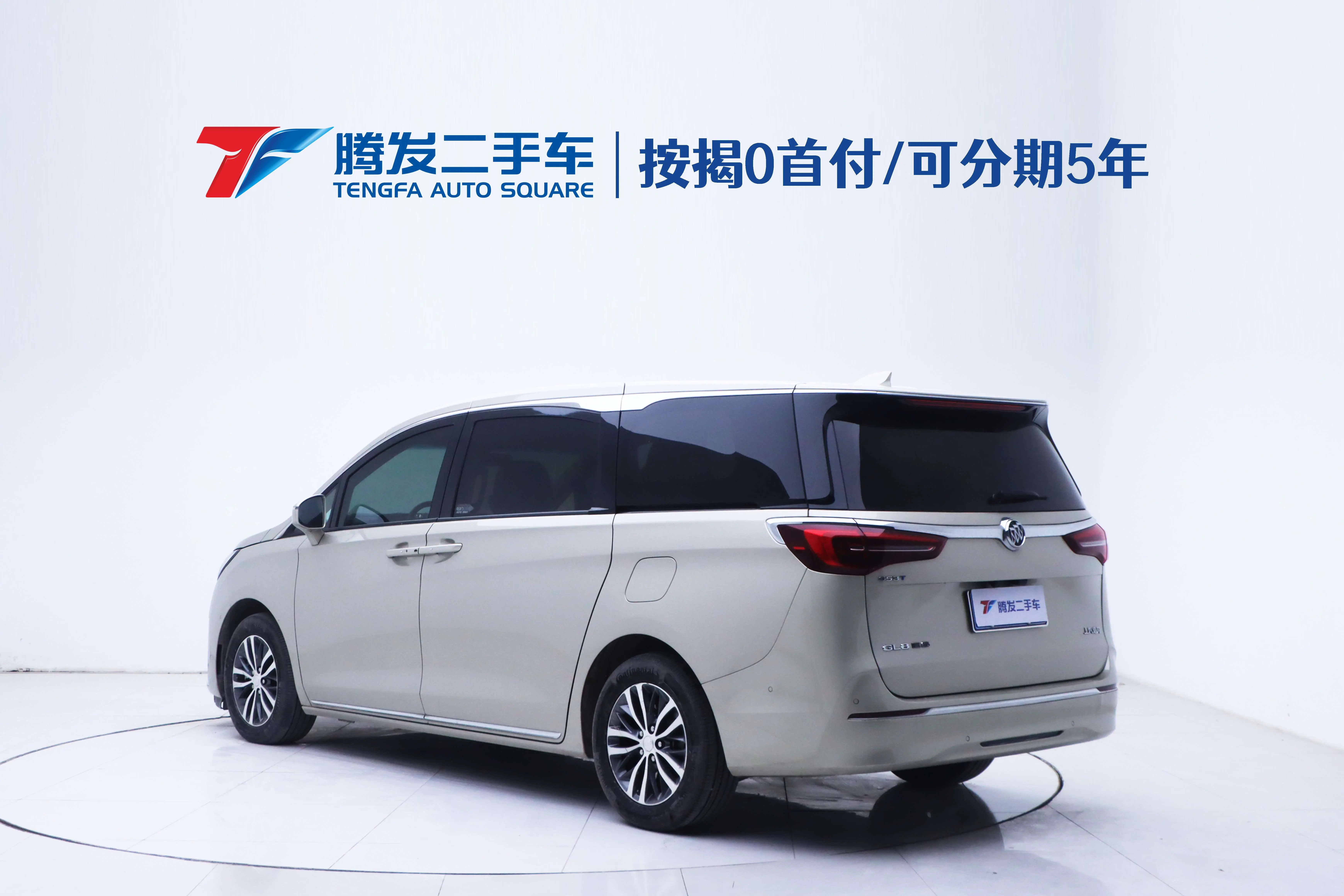 Buick GL8  из Китая