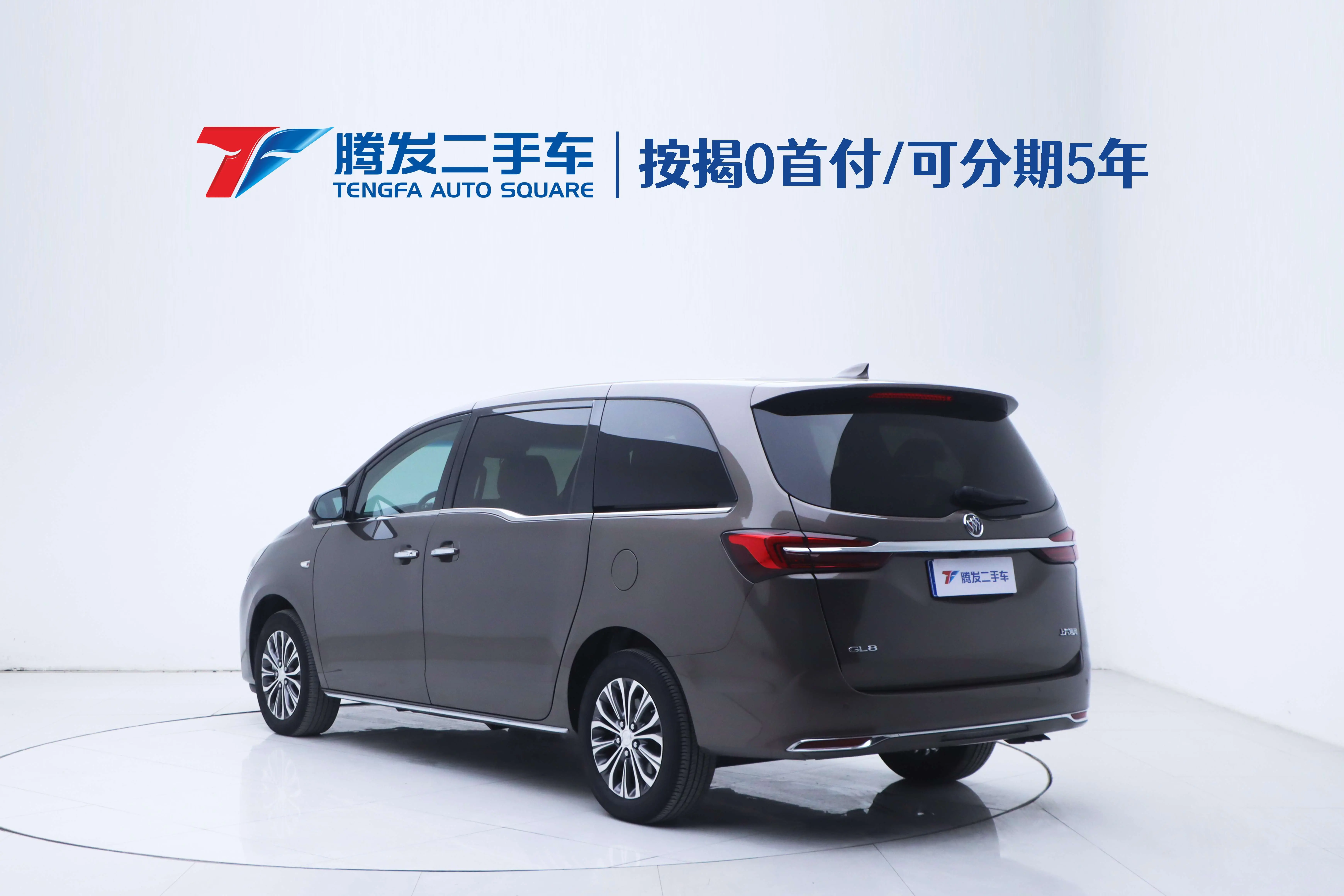 Buick GL8  из Китая