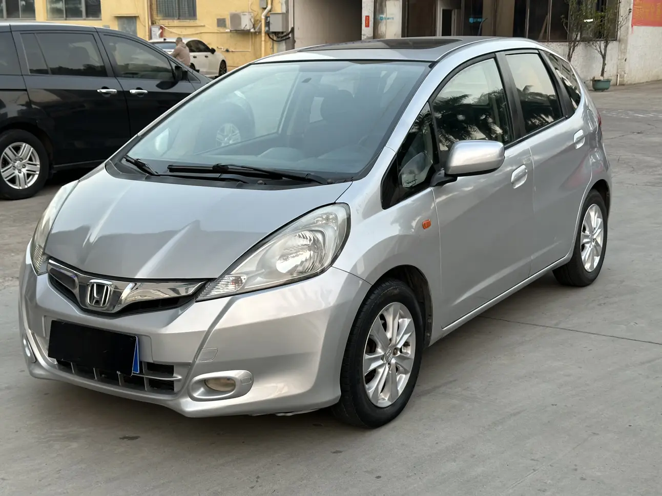 Honda Fit  из Китая