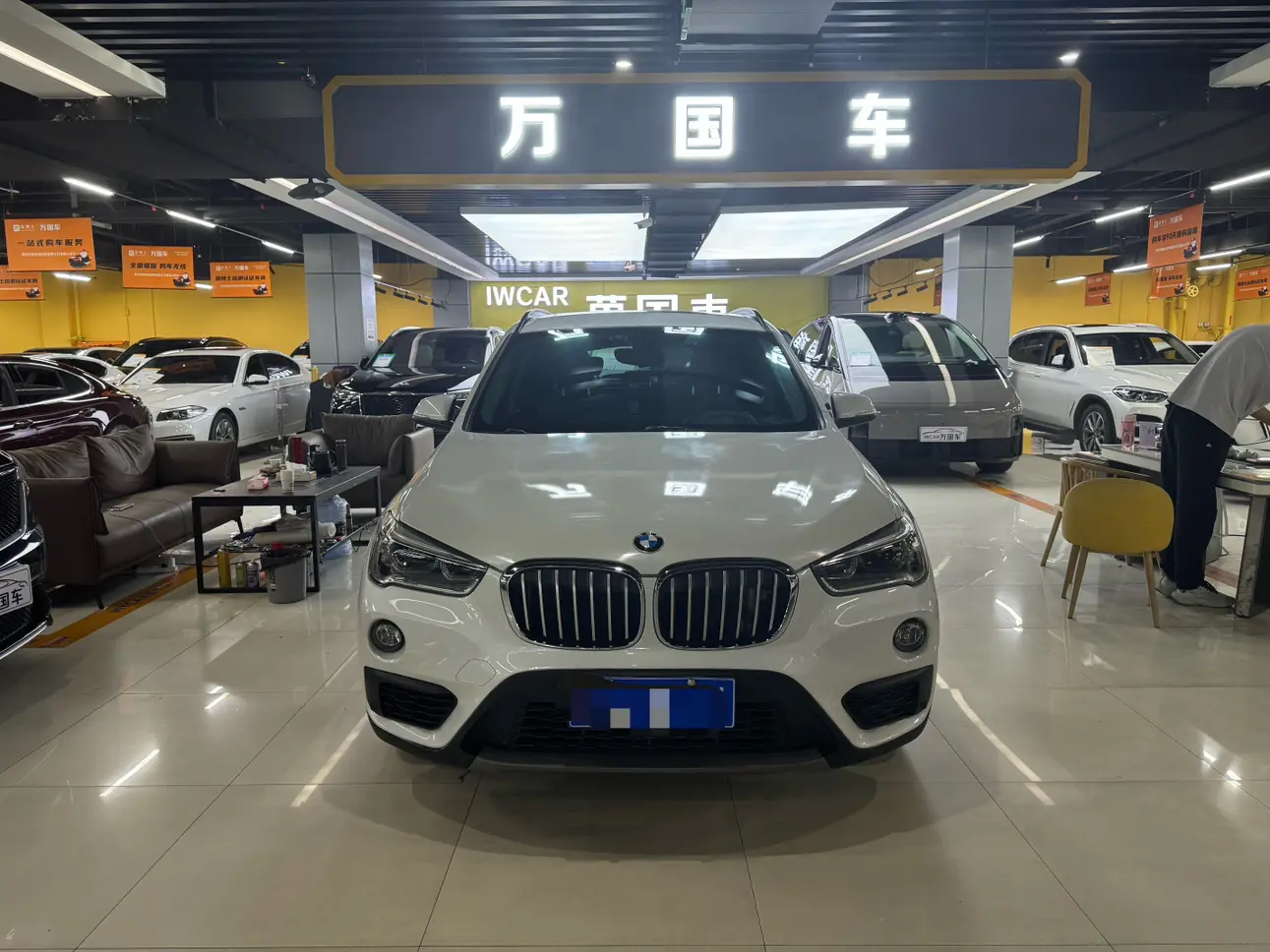 BMW X1  из Китая