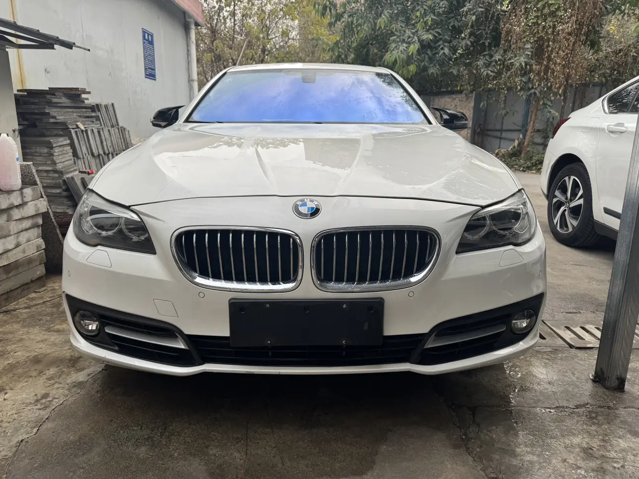 BMW 5 Series  из Китая