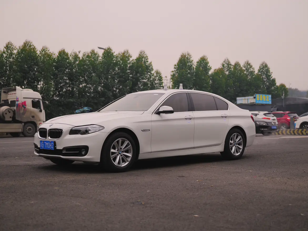 BMW 5 Series  из Китая