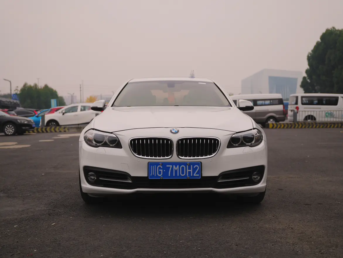 BMW 5 Series  из Китая