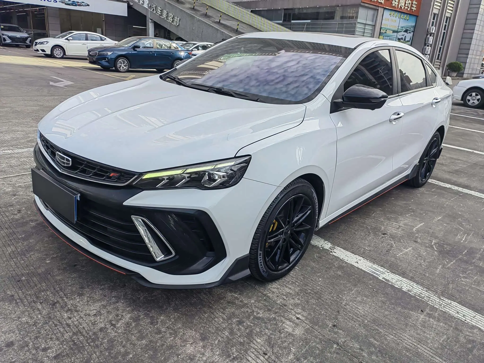 Geely Binrui  из Китая